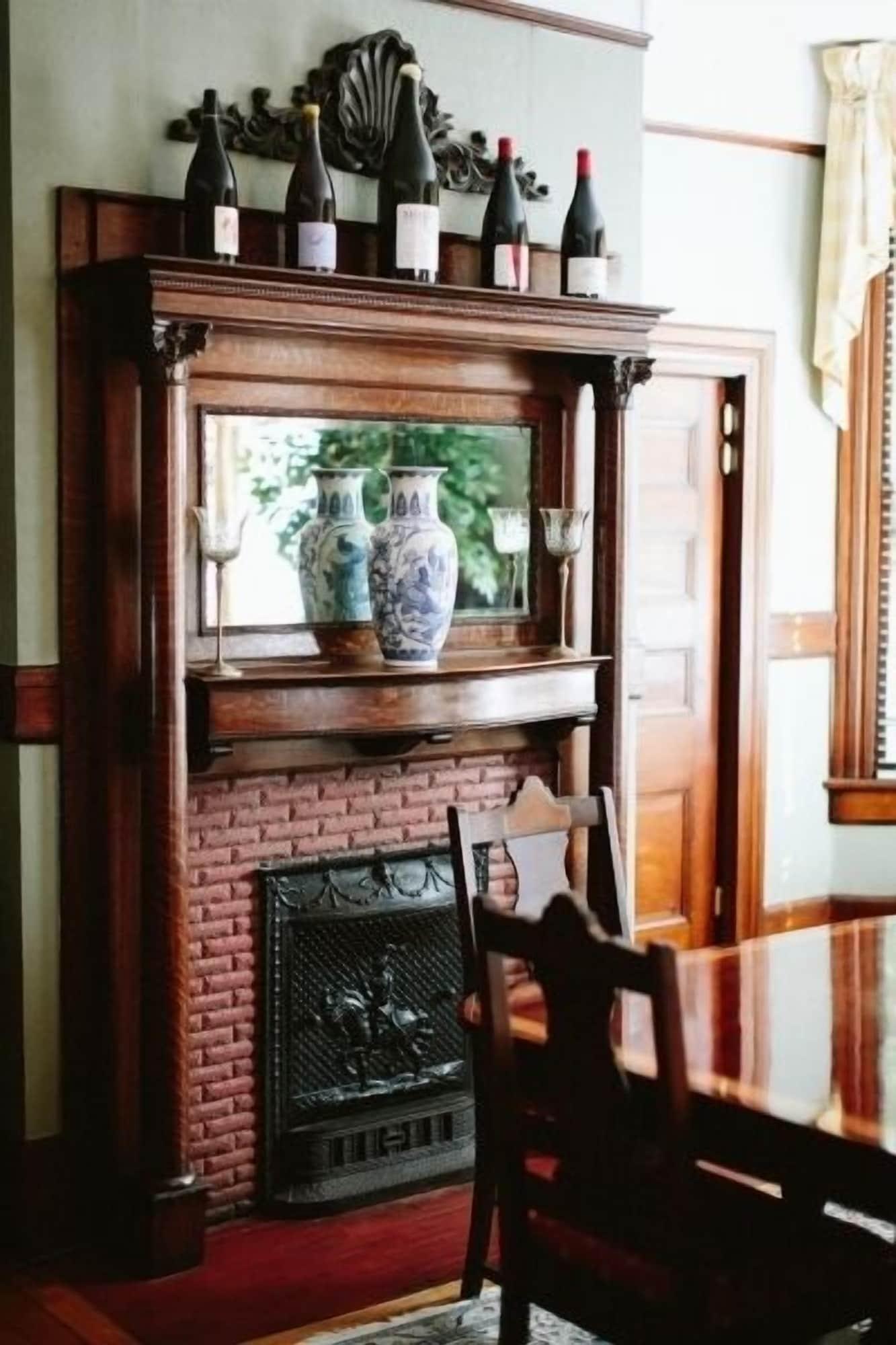 Comodidades del Alojamiento Chestnut Street Inn B&B