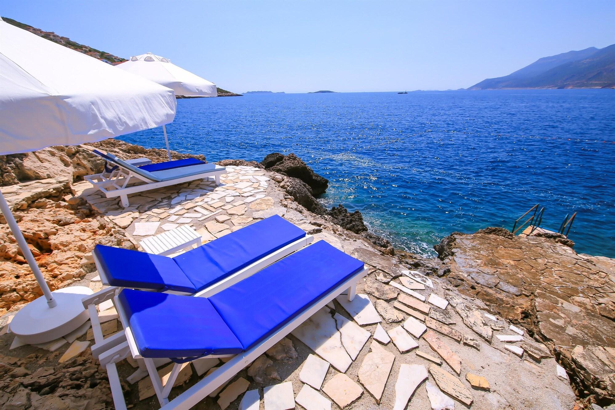 Vista Exterior Mavilim Hotel Kas