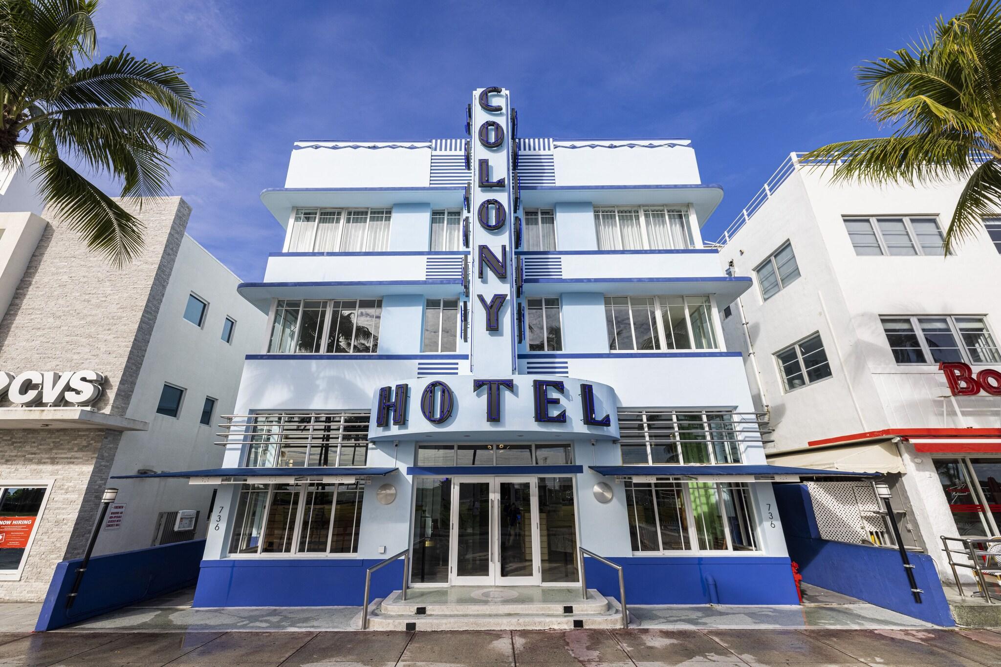 Vista Exterior The Colony Hotel