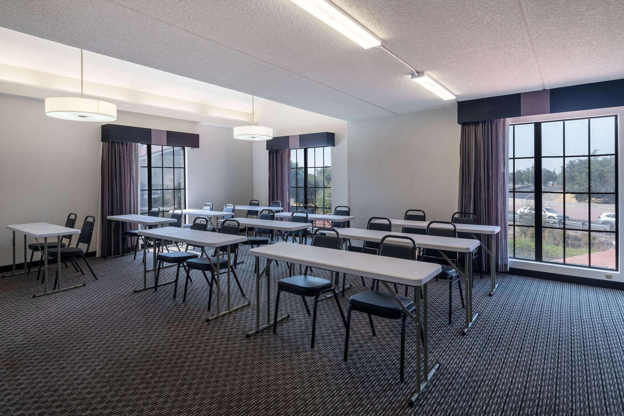 Sala de Reuniones La Quinta Inn by Wyndham Sacramento North