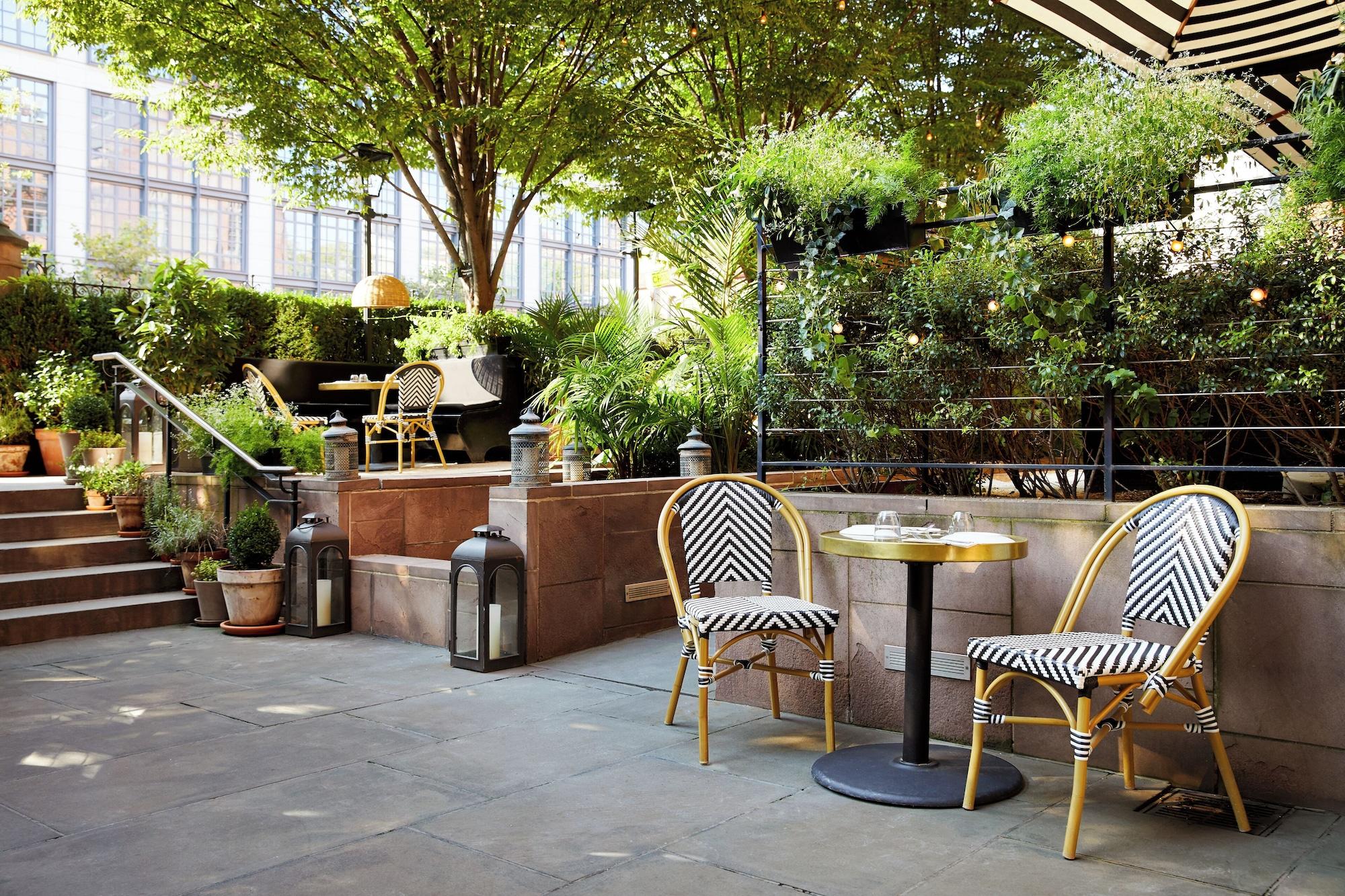 Restaurant The High Line Hotel