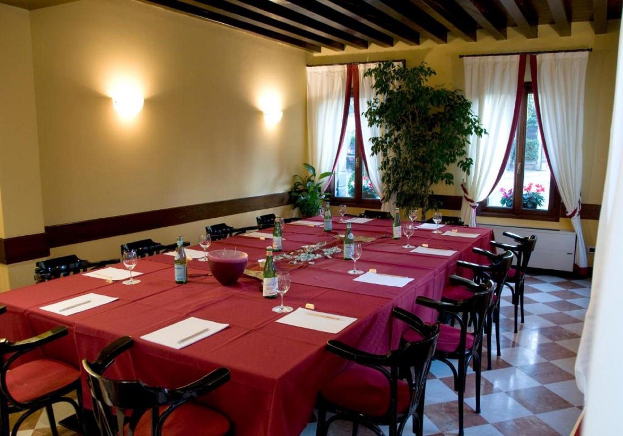 Sala de Reuniones Hotel Scala