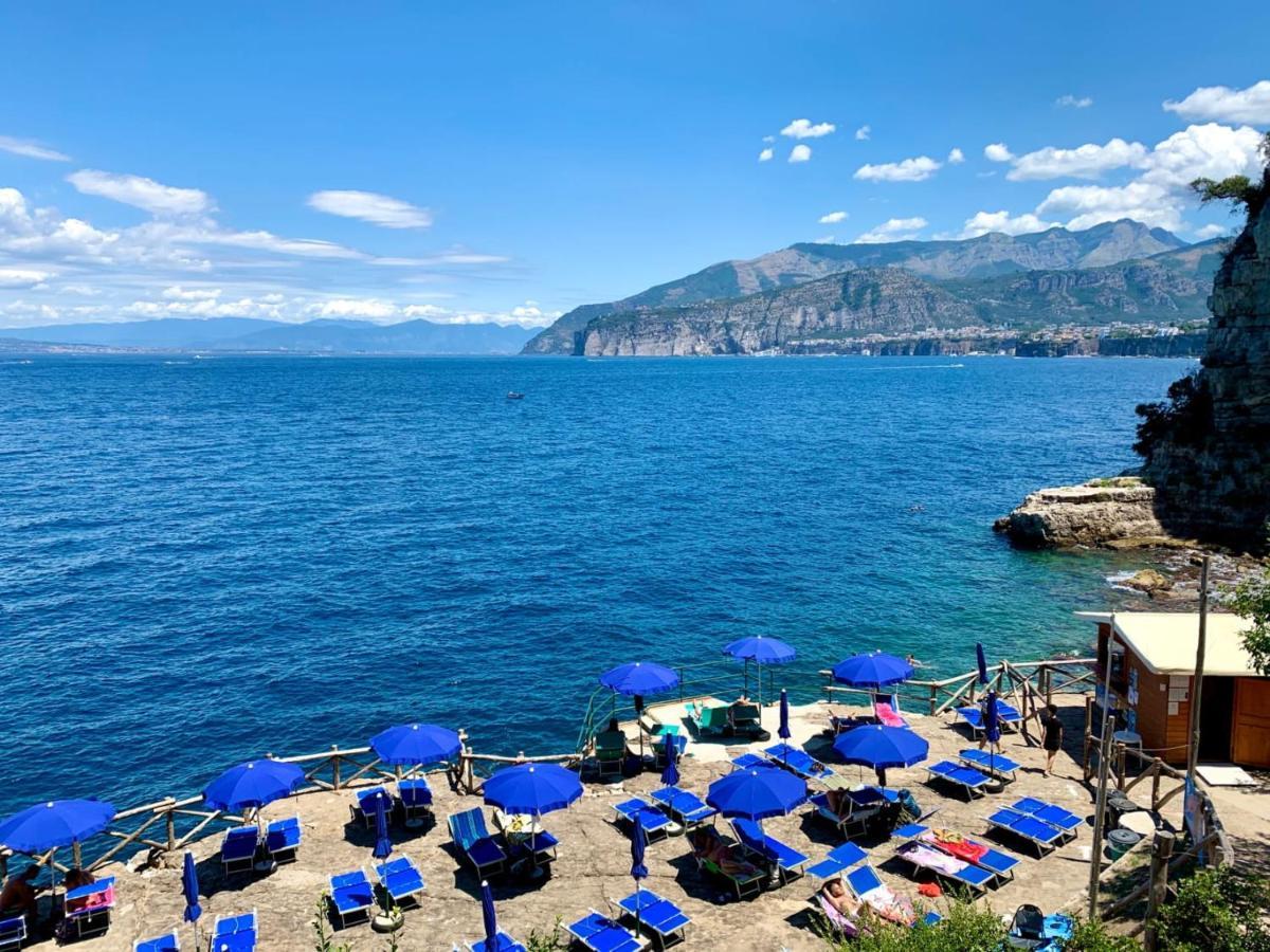 Playa Hostel & Glamping Santa Fortunata