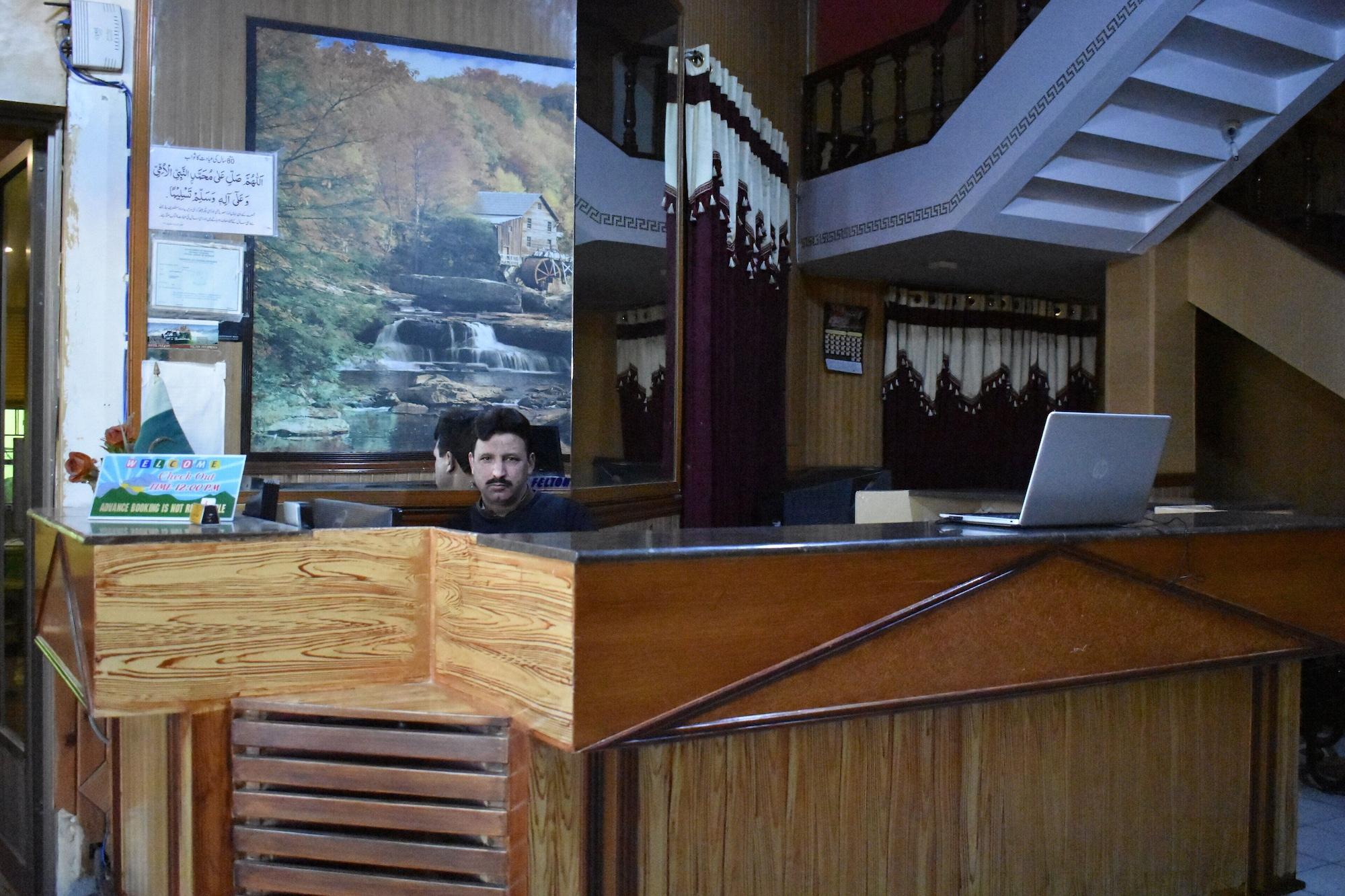 Vista Lobby Hotel Felton