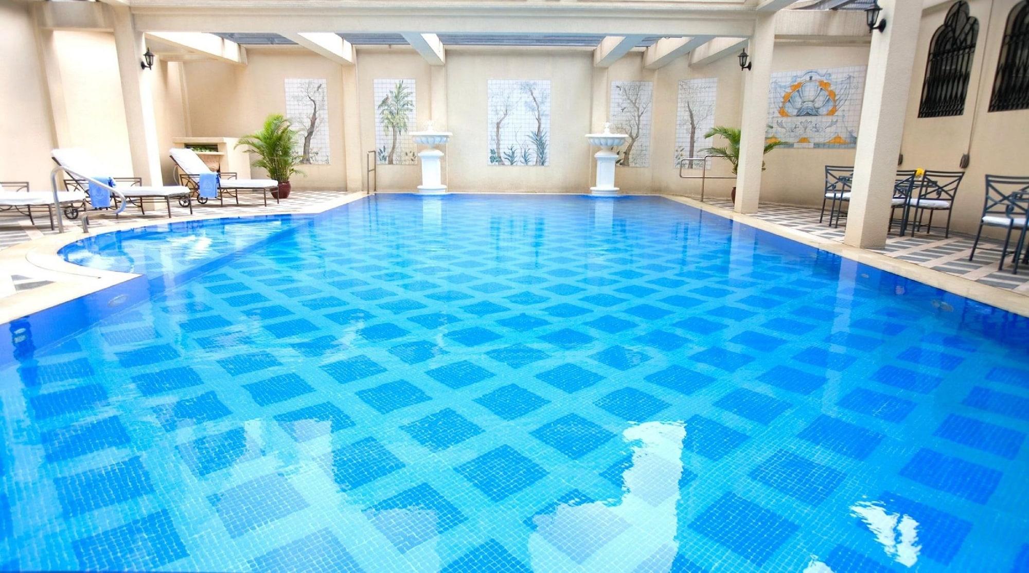 Vista Piscina Island Pacific Hotel