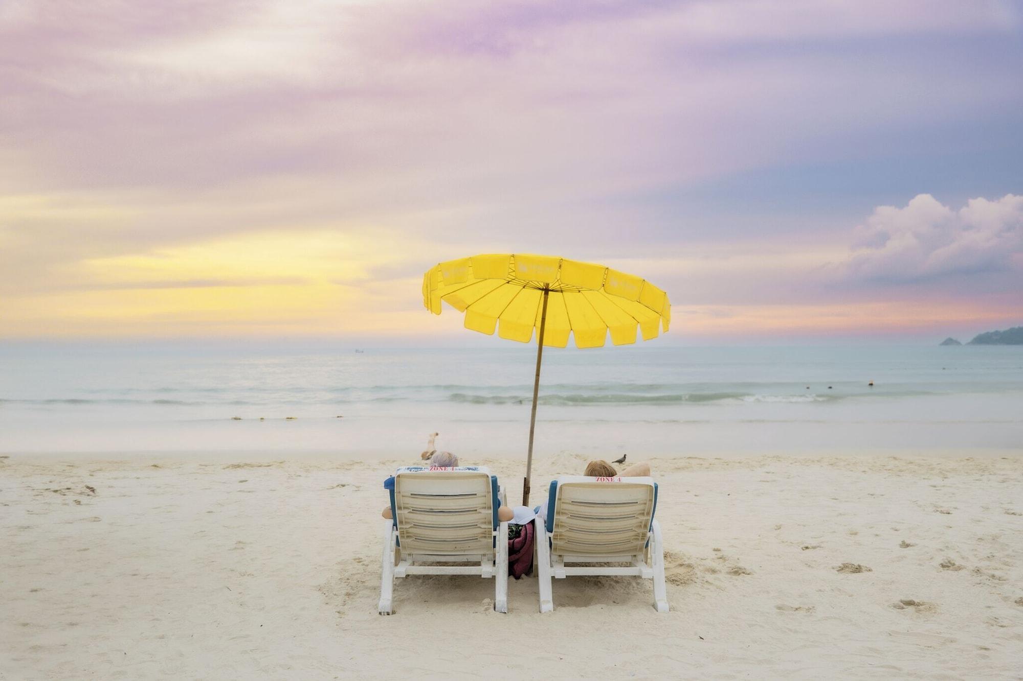 Playa Holiday Inn Express Phuket Patong Beach Central by IHG