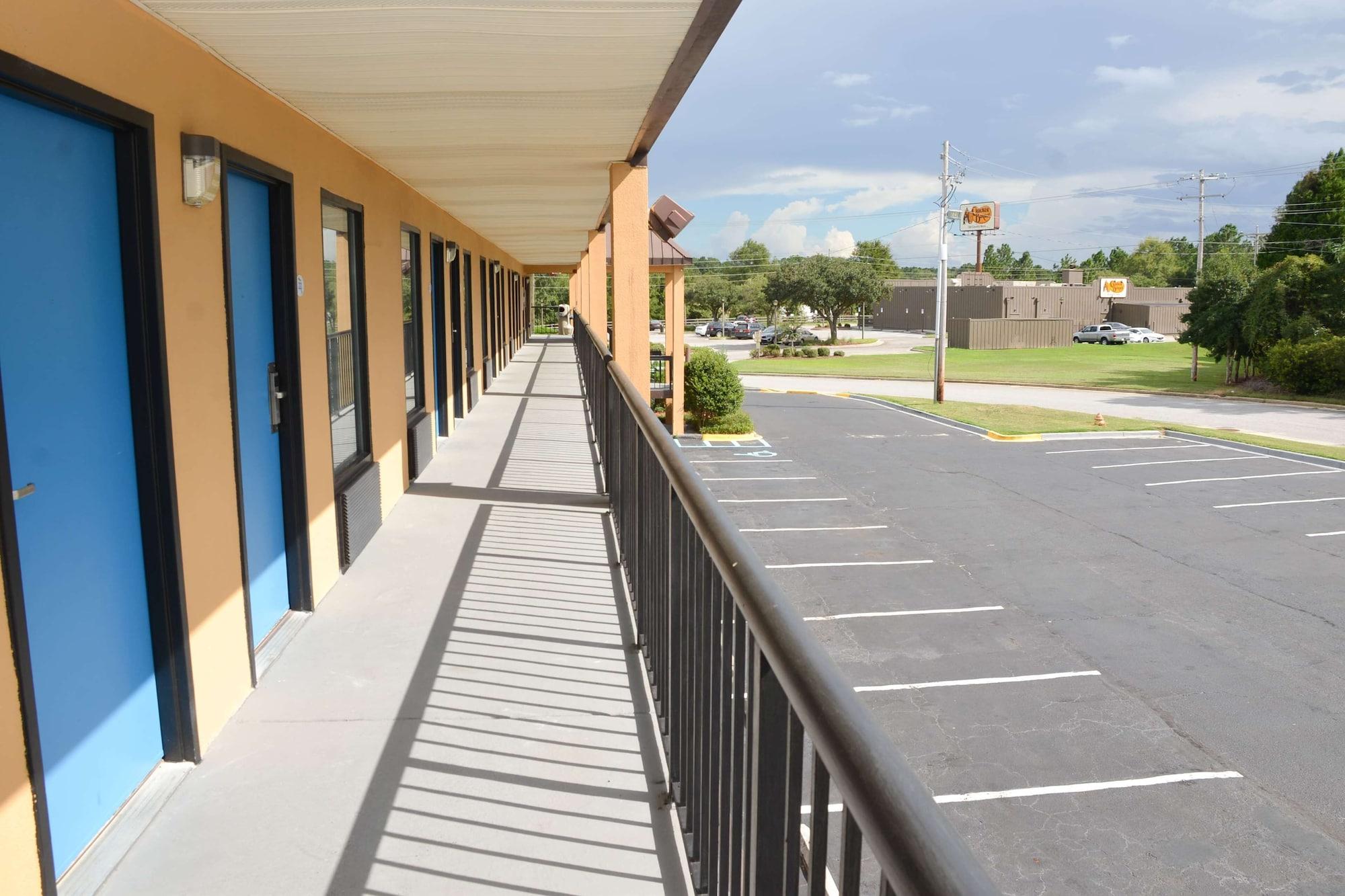 Vista Exterior Baymont by Wyndham Santee