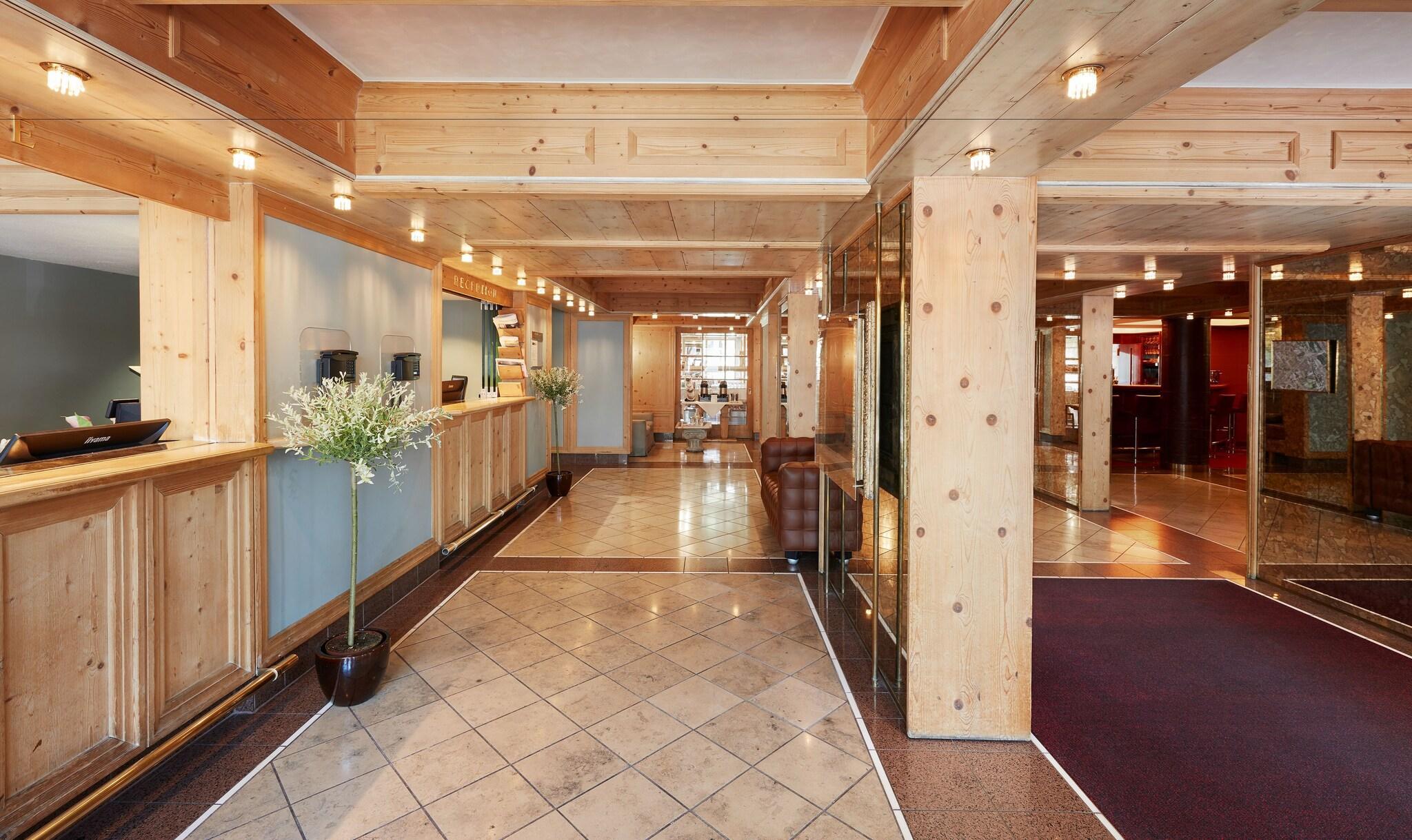 Vista Lobby Living Hotel am Deutschen Museum