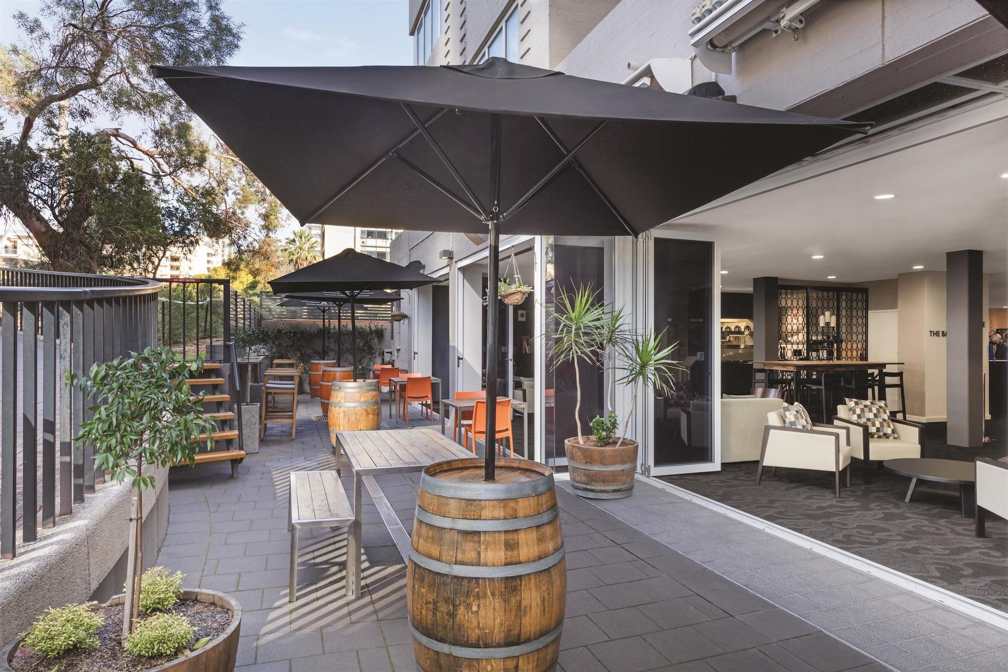 Restaurant Rendezvous Hotel Perth Central