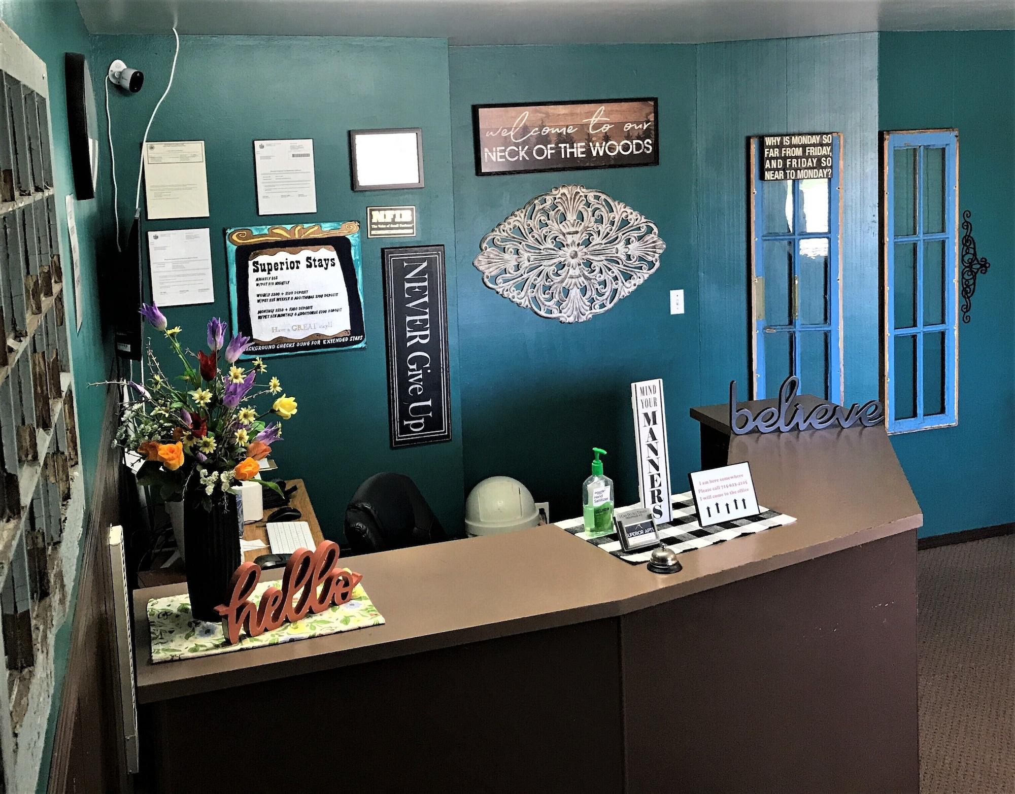 Vista Lobby Superior Stays