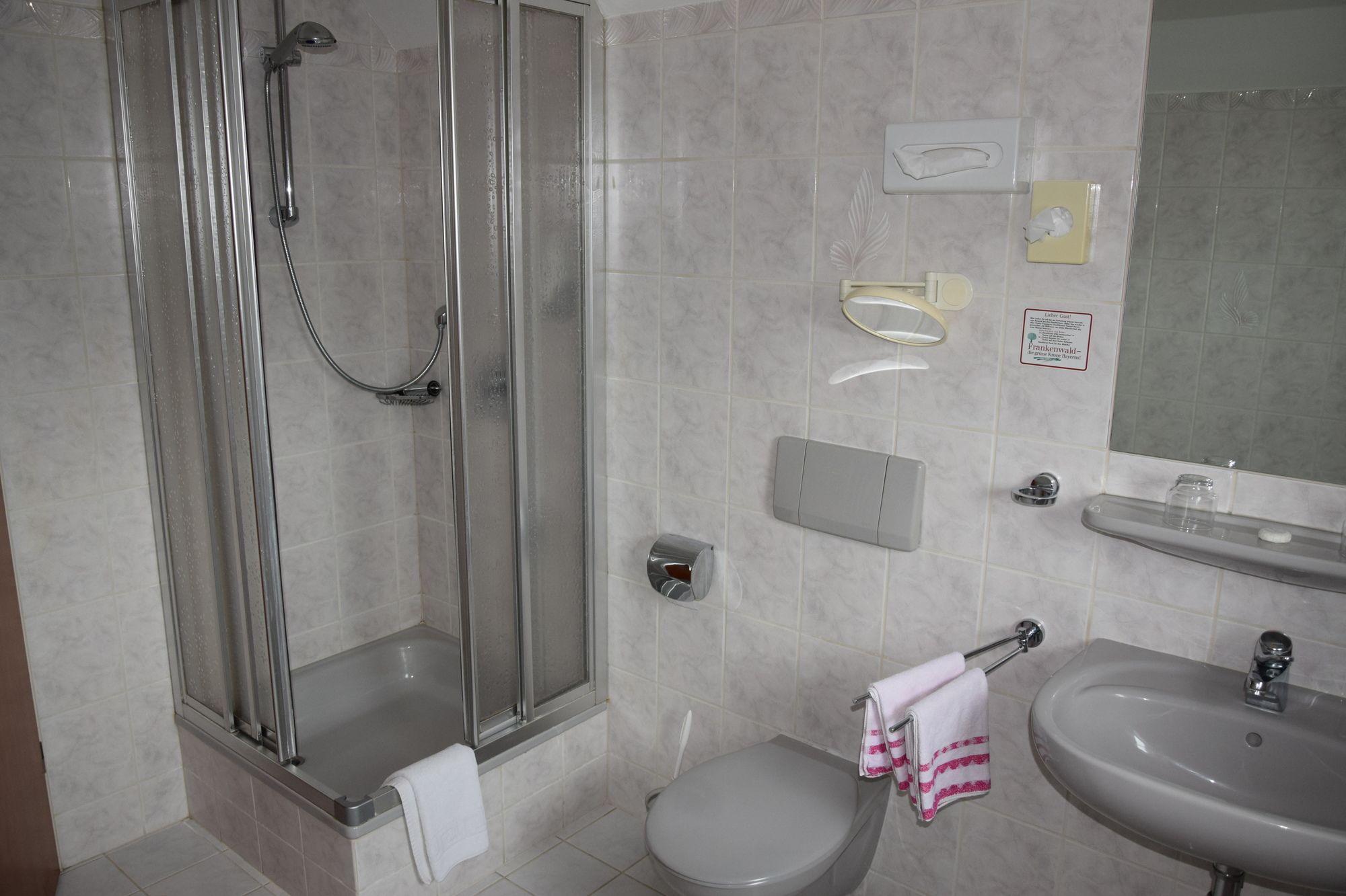 Equipamiento de Habitación Hotel & Gasthof Grüner Baum