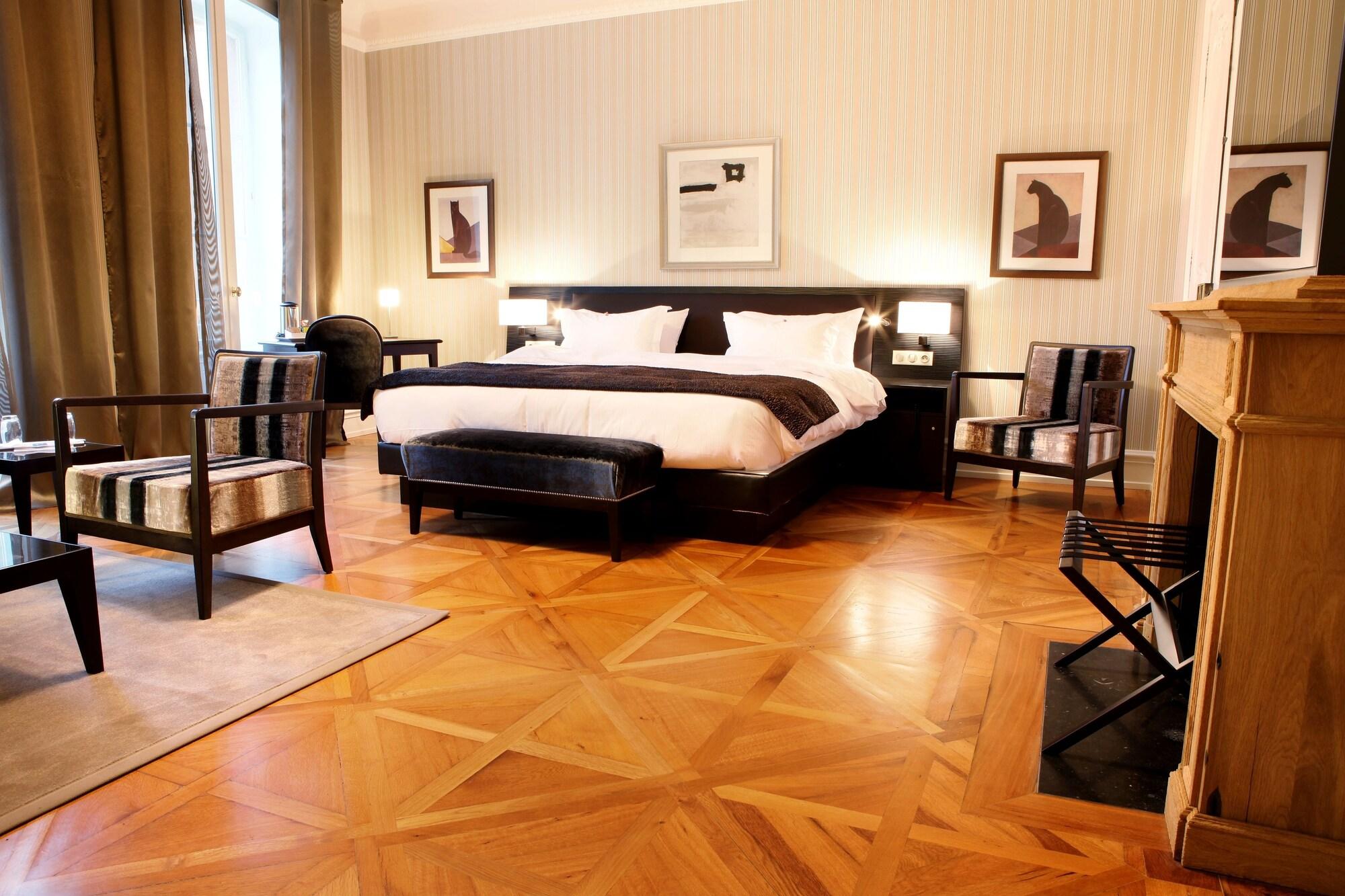 Varios Hôtel Ettenheim