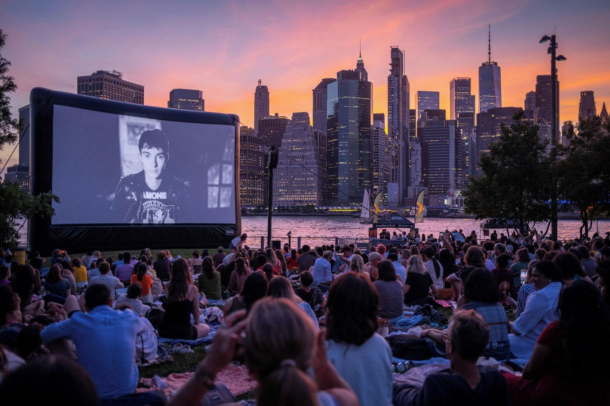 Instalaciones Recreativas Now Now NoHo