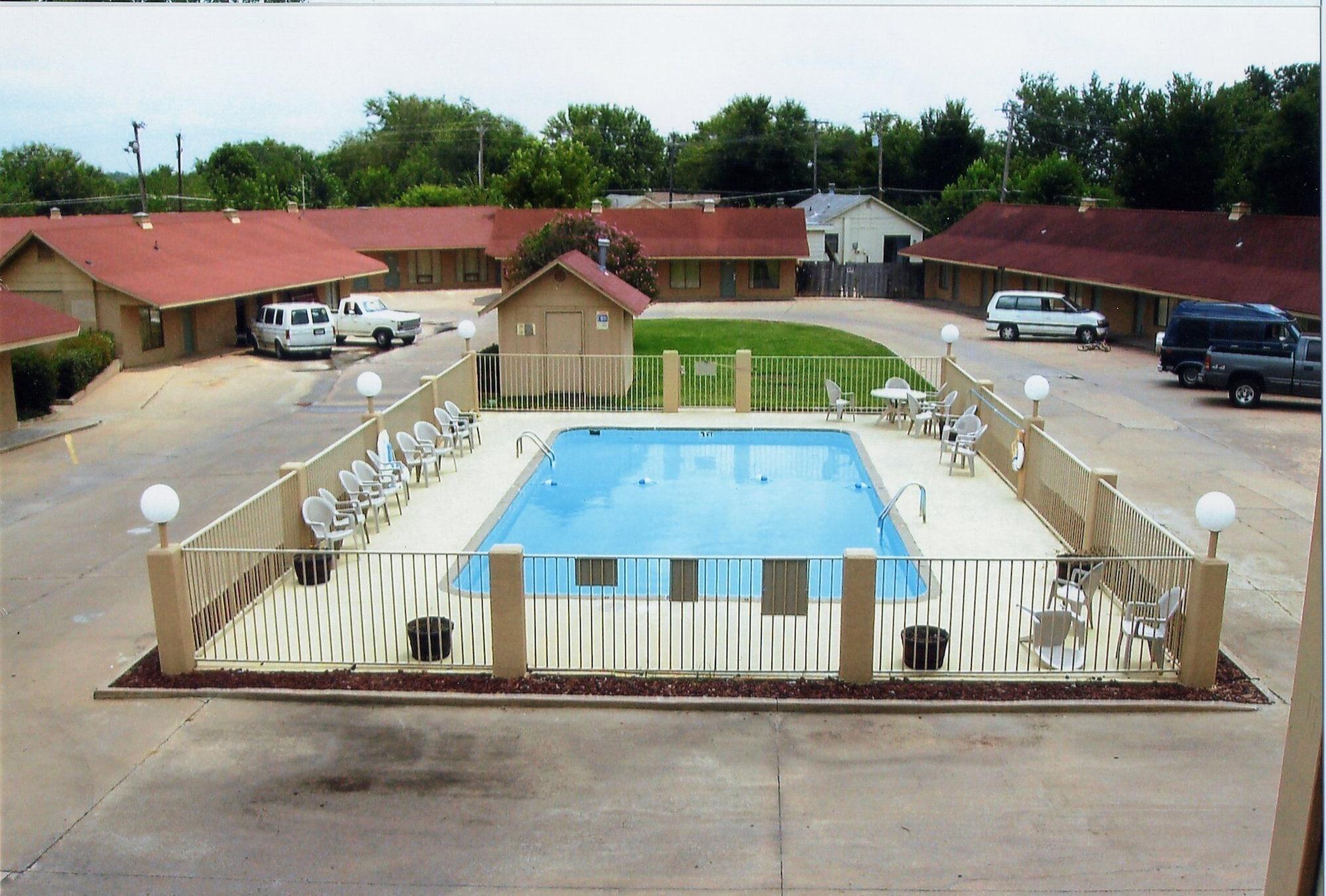 Vista Piscina Will Rogers Inn
