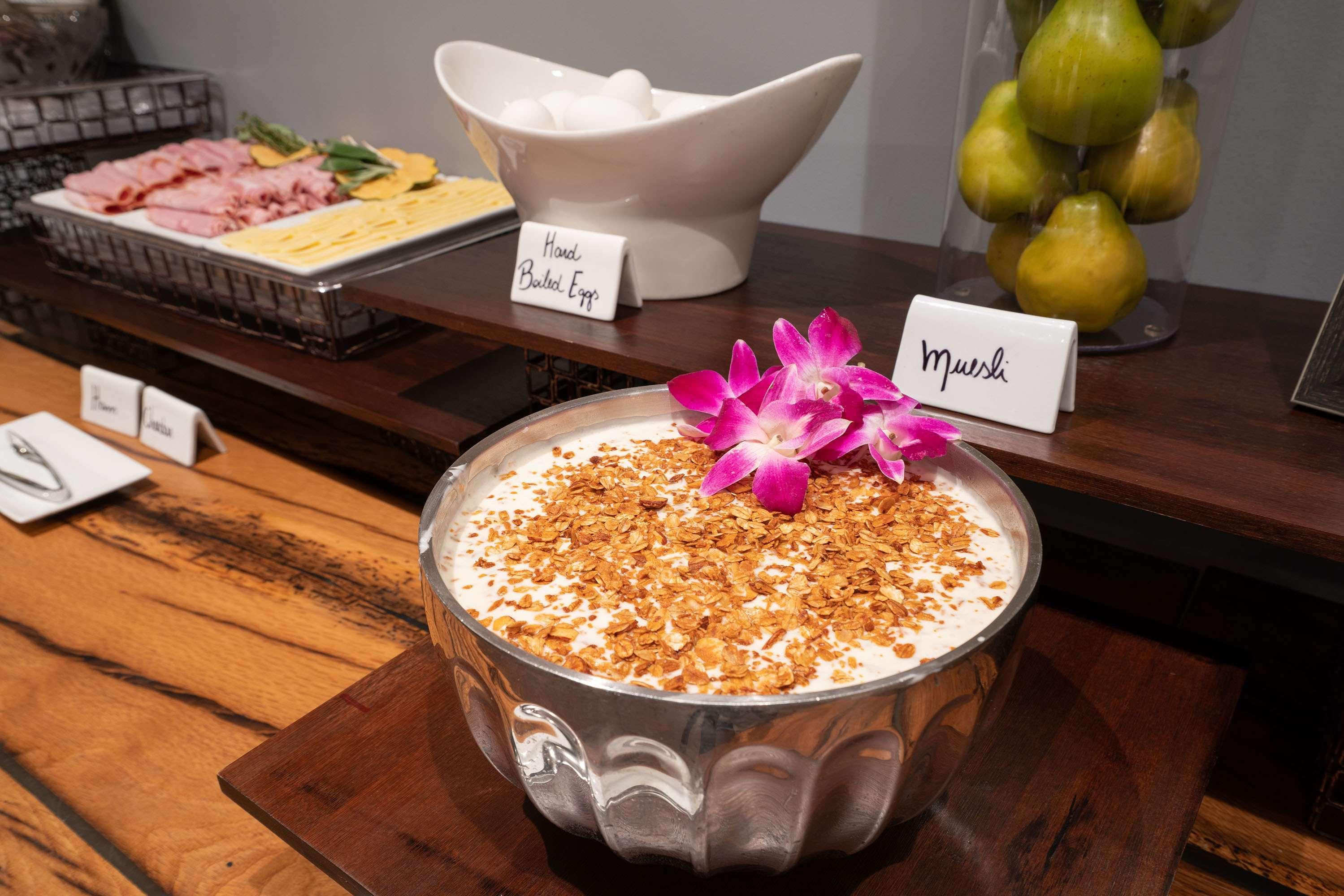 Restaurante The Kendall Hotel at the Engine 7 Firehouse