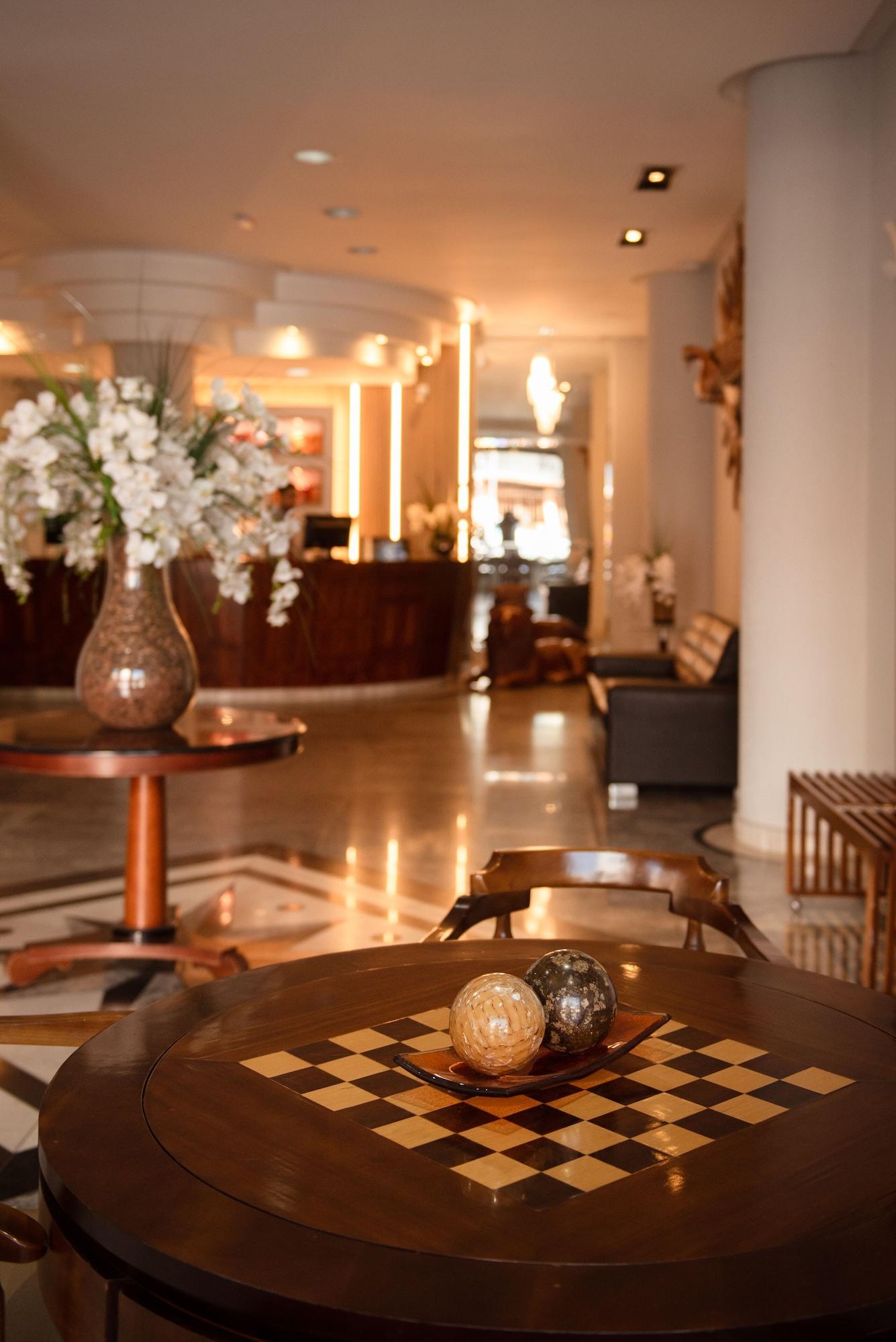 Vista Lobby River Palace Hotel