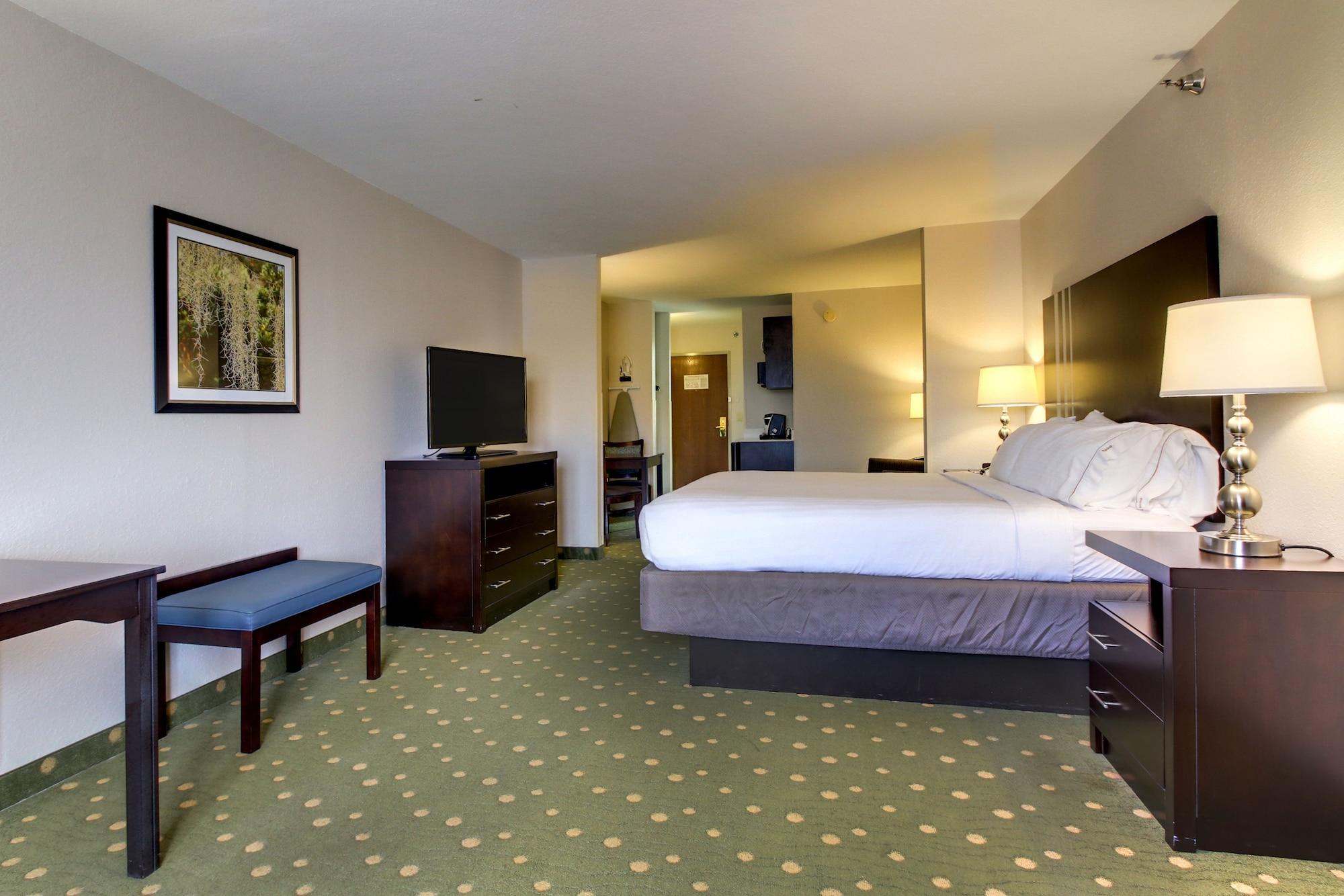 Habitación Holiday Inn Express Hotel & Suites LIVE OAK by IHG