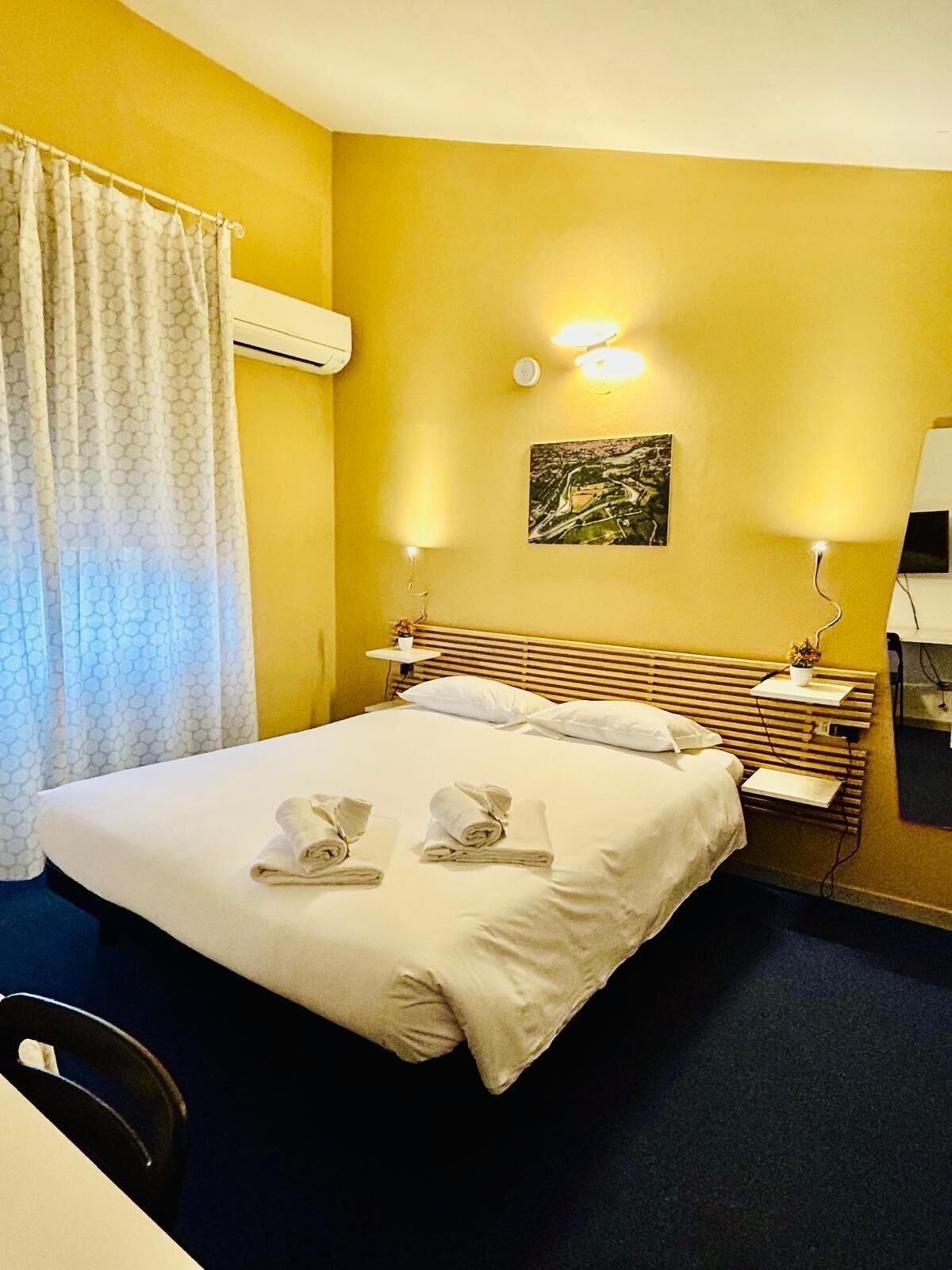 Varios Smart Hotel Autodromo