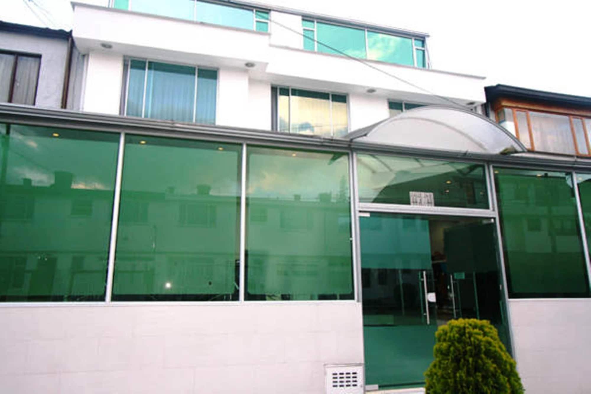 Vista Exterior Hotel Expo Inn Embajada
