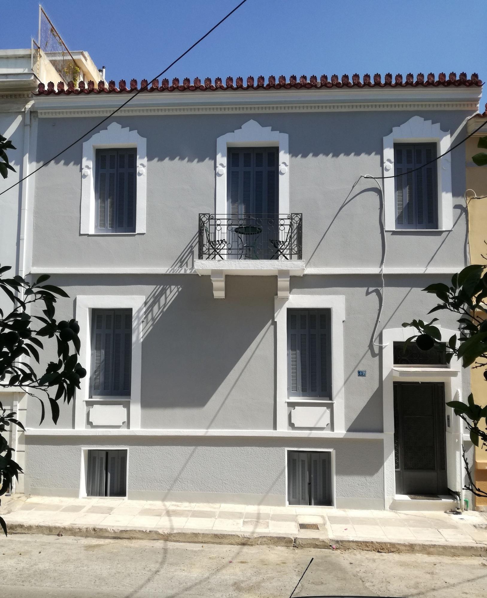 Vista Lobby Athens Residence Apartments