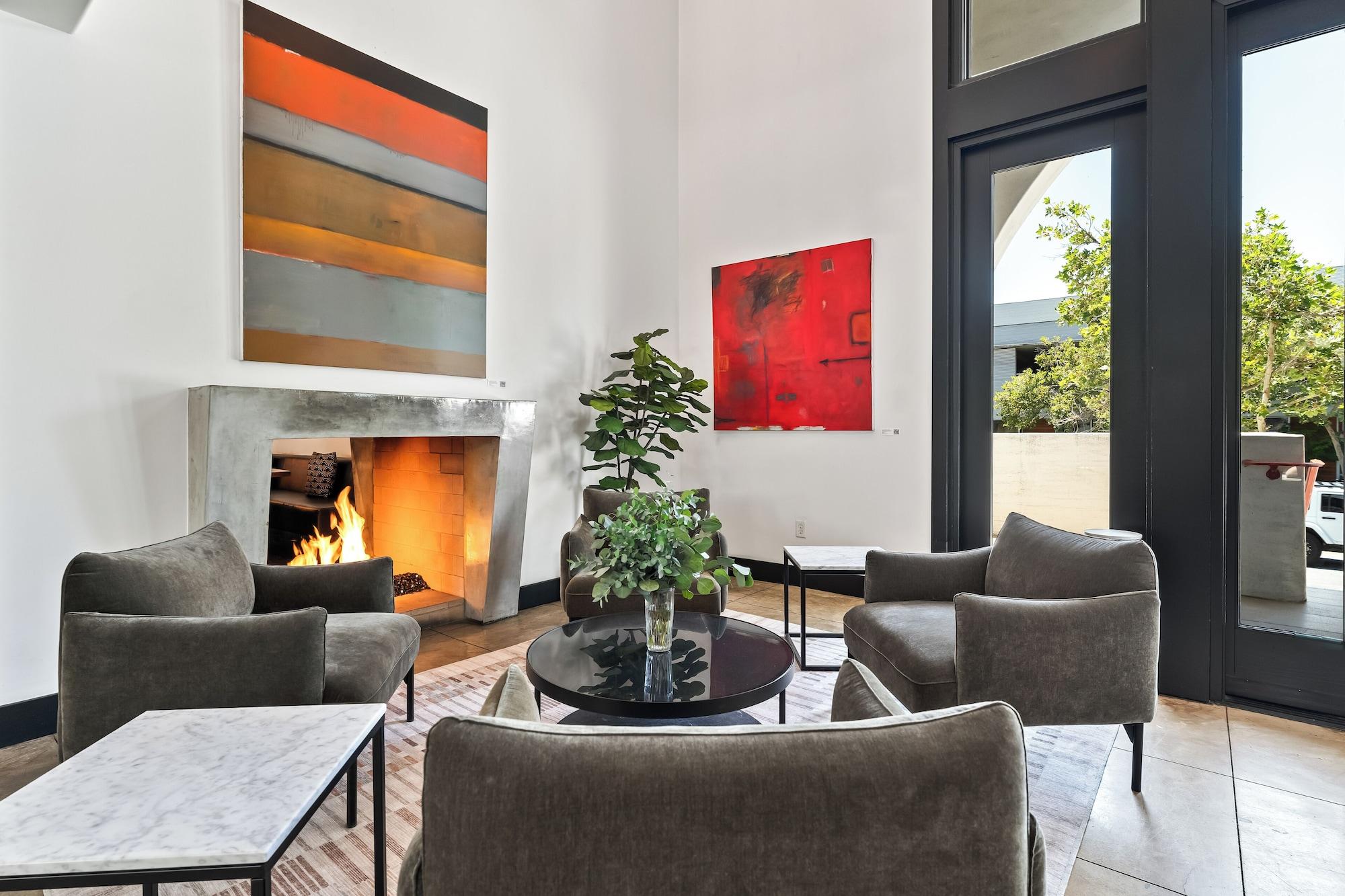 Vista Lobby Hotel Casa 425 + Lounge