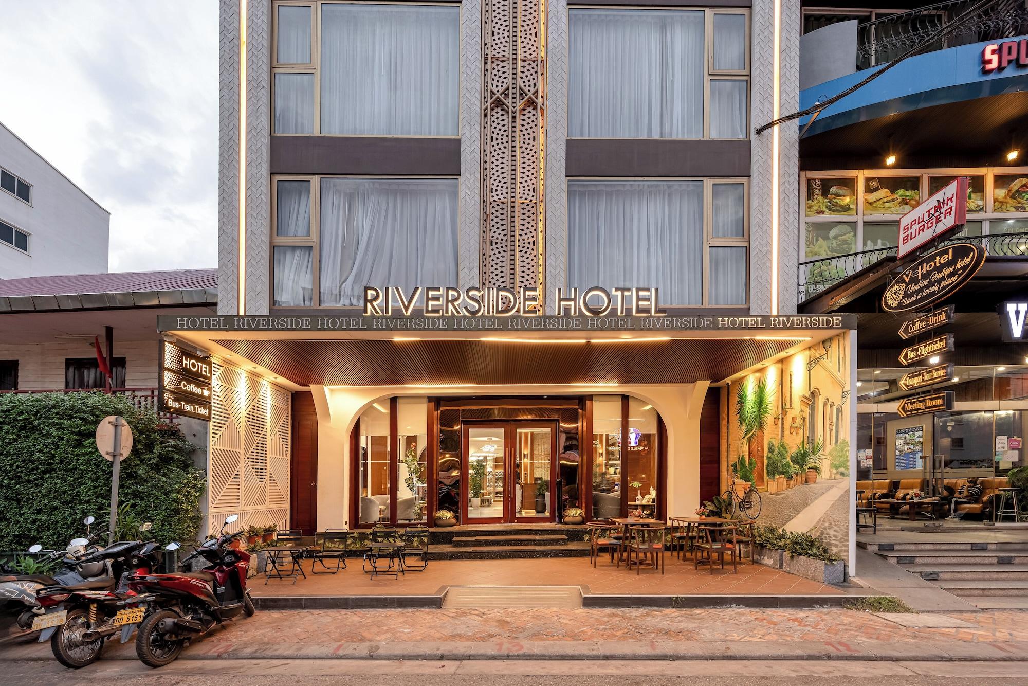 Varios Riverside Hotel