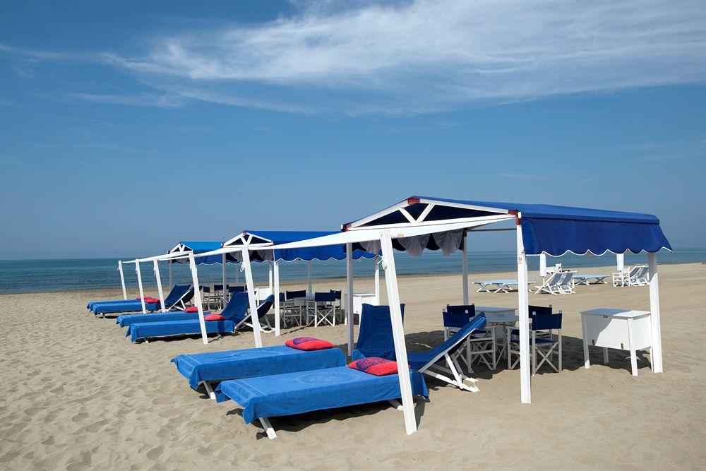 Playa Augustus Hotel & Resort