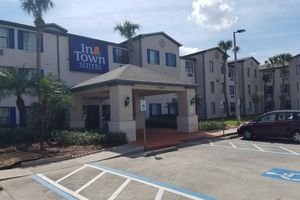 Alojamiento - Intown Suites Extended Stay Select Orlando UCF