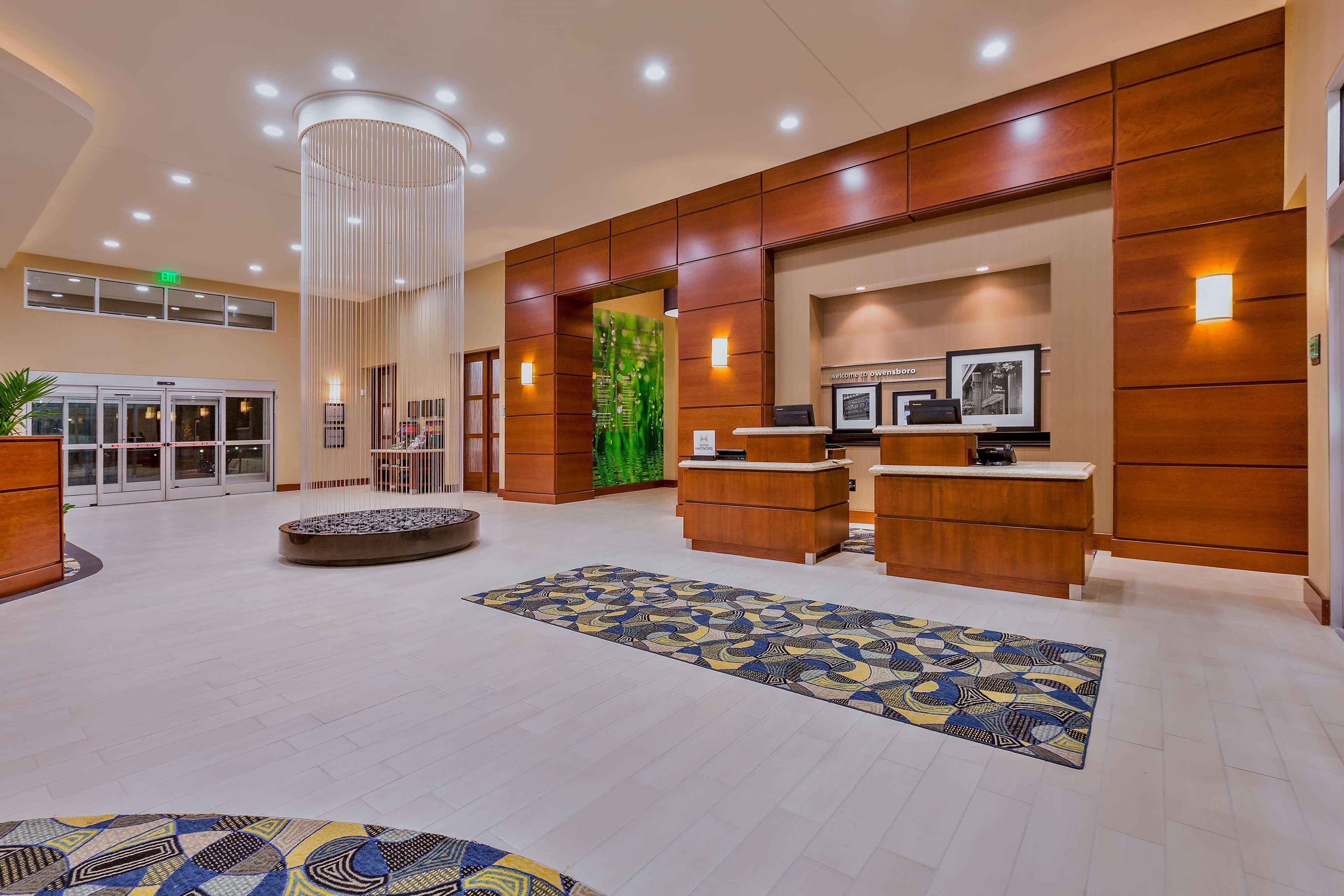 Vista Lobby Hampton Inn & Suites Downtown Owensboro/Waterfront