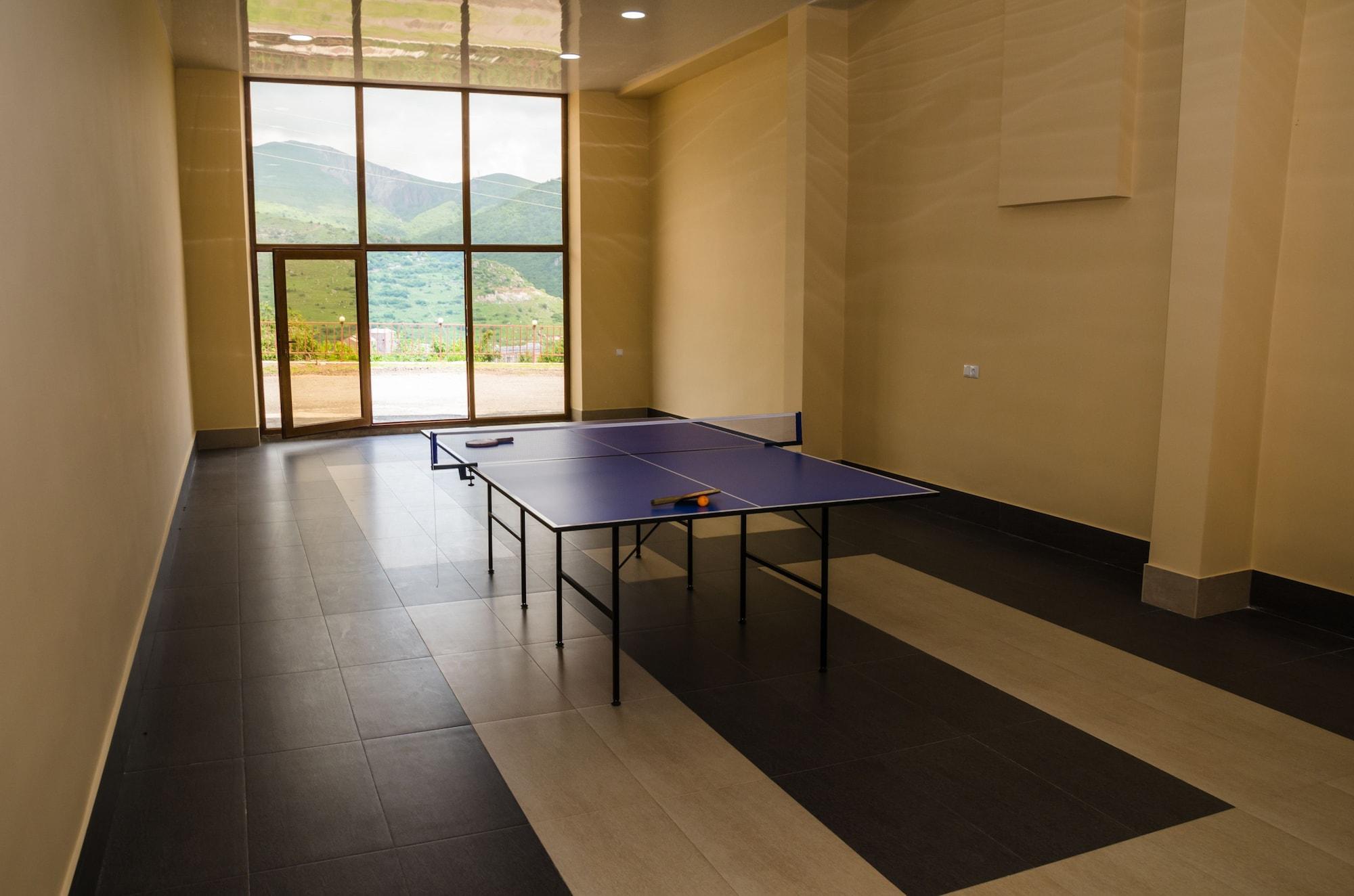 Instalaciones Recreativas Yeghevnut Hotel