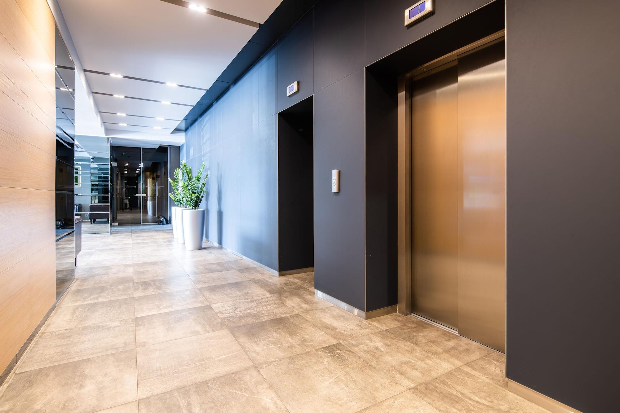 Vista Lobby Liva Hotel