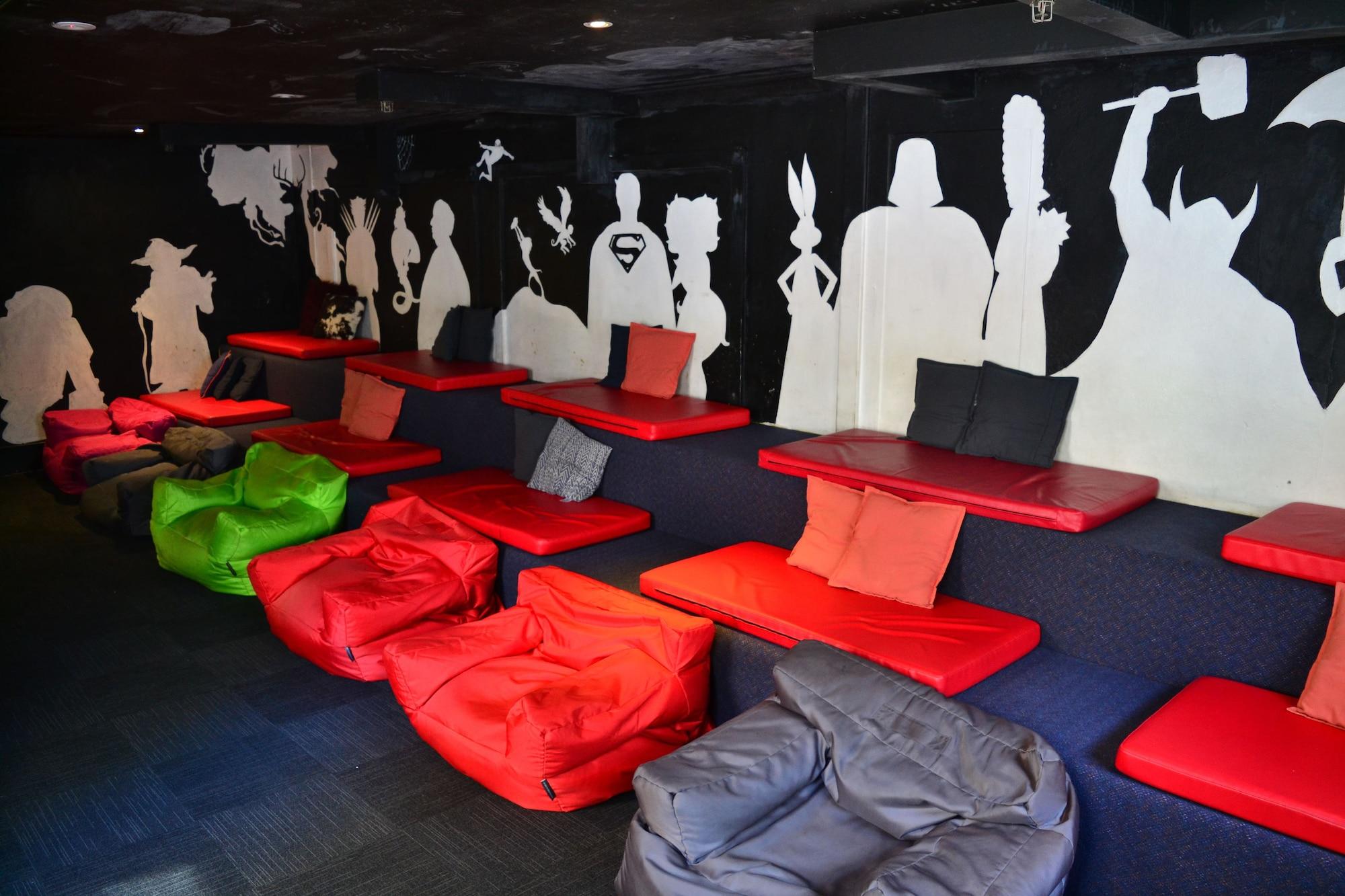 Instalaciones Recreativas Maze Backpackers