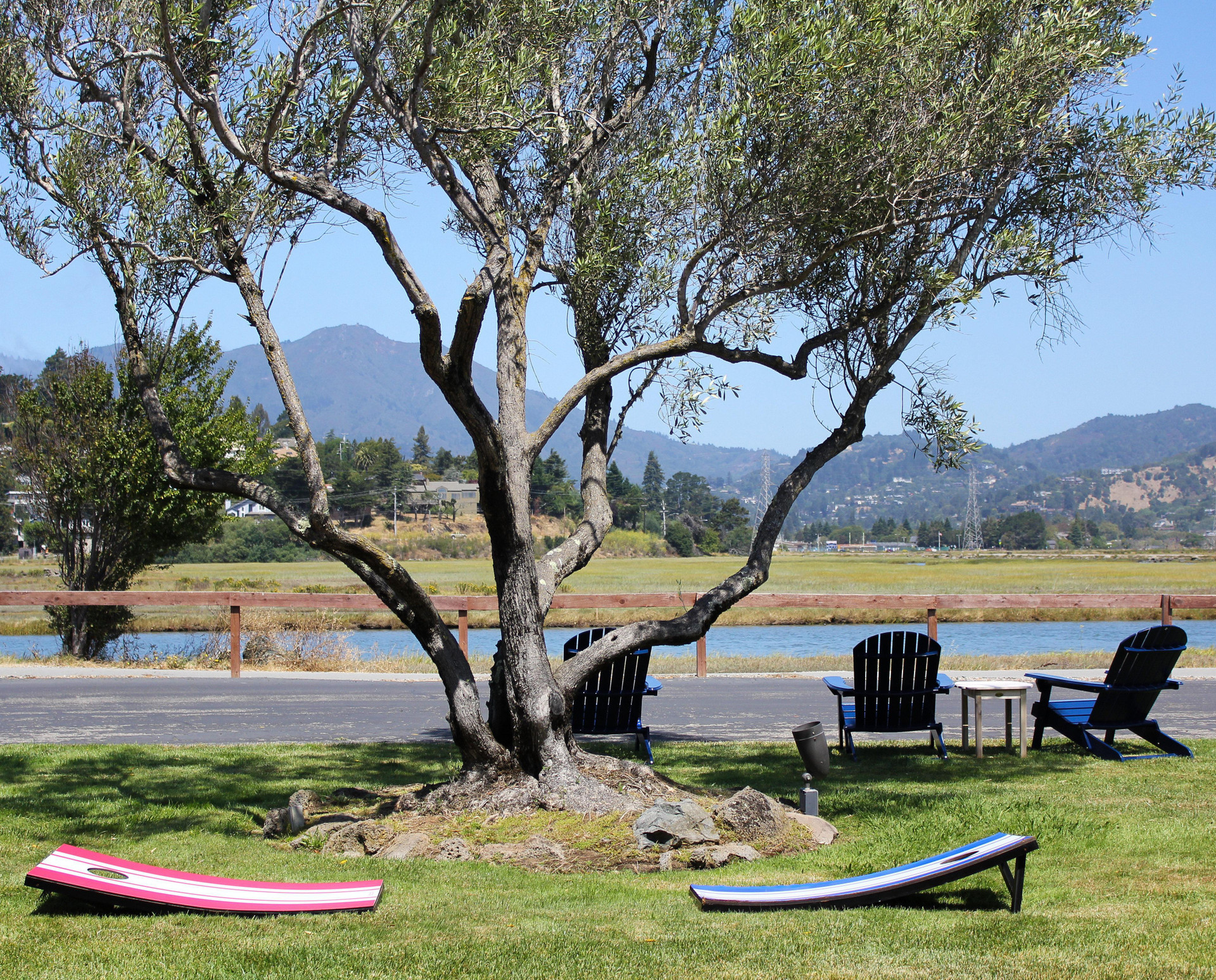 Vista Exterior Holiday Inn Express Mill Valley San Francisco Area by IHG