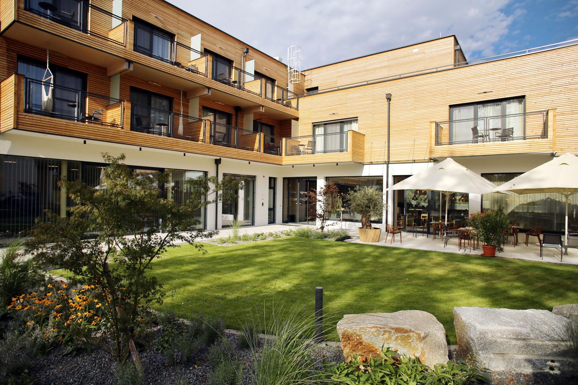 Vista Exterior Donau Lodge Ybbs