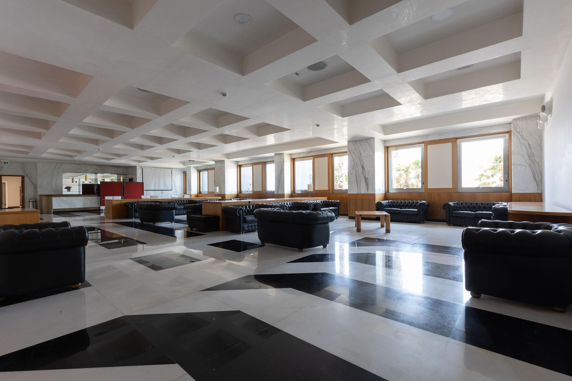 Vista Lobby Grand Hotel Salerno