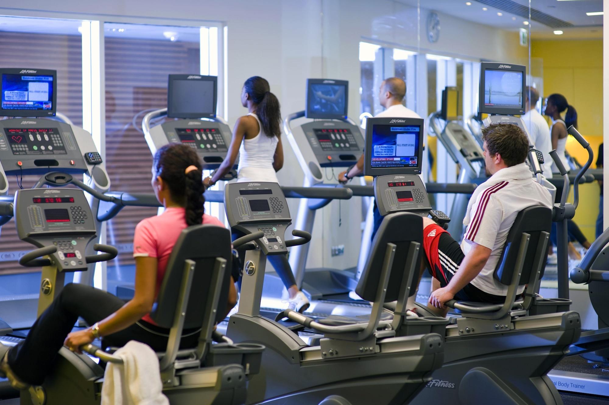 Gimnasio Crowne Plaza Abu Dhabi Yas Island by IHG