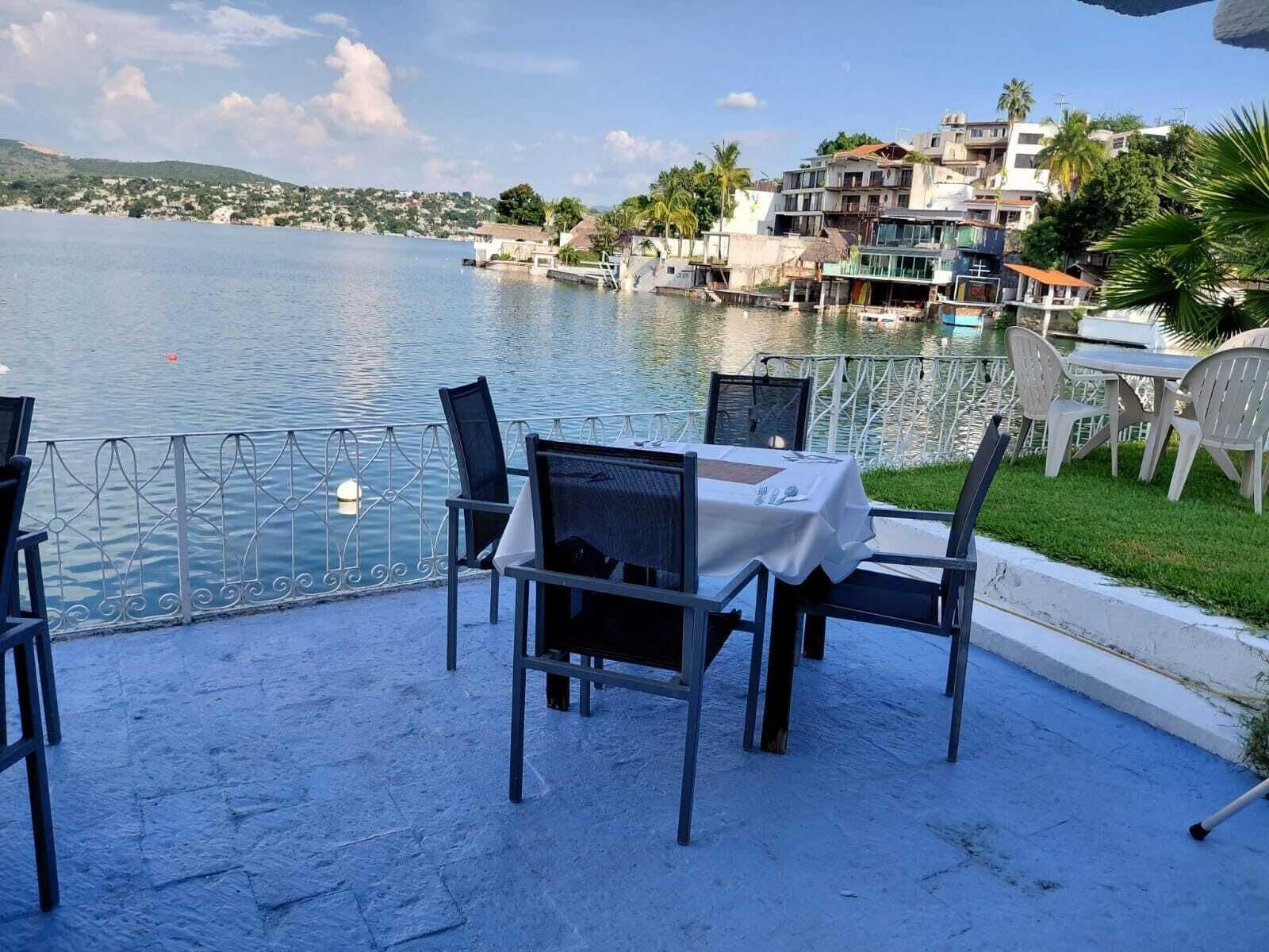 Restaurant Marina Palace Tequesquitengo