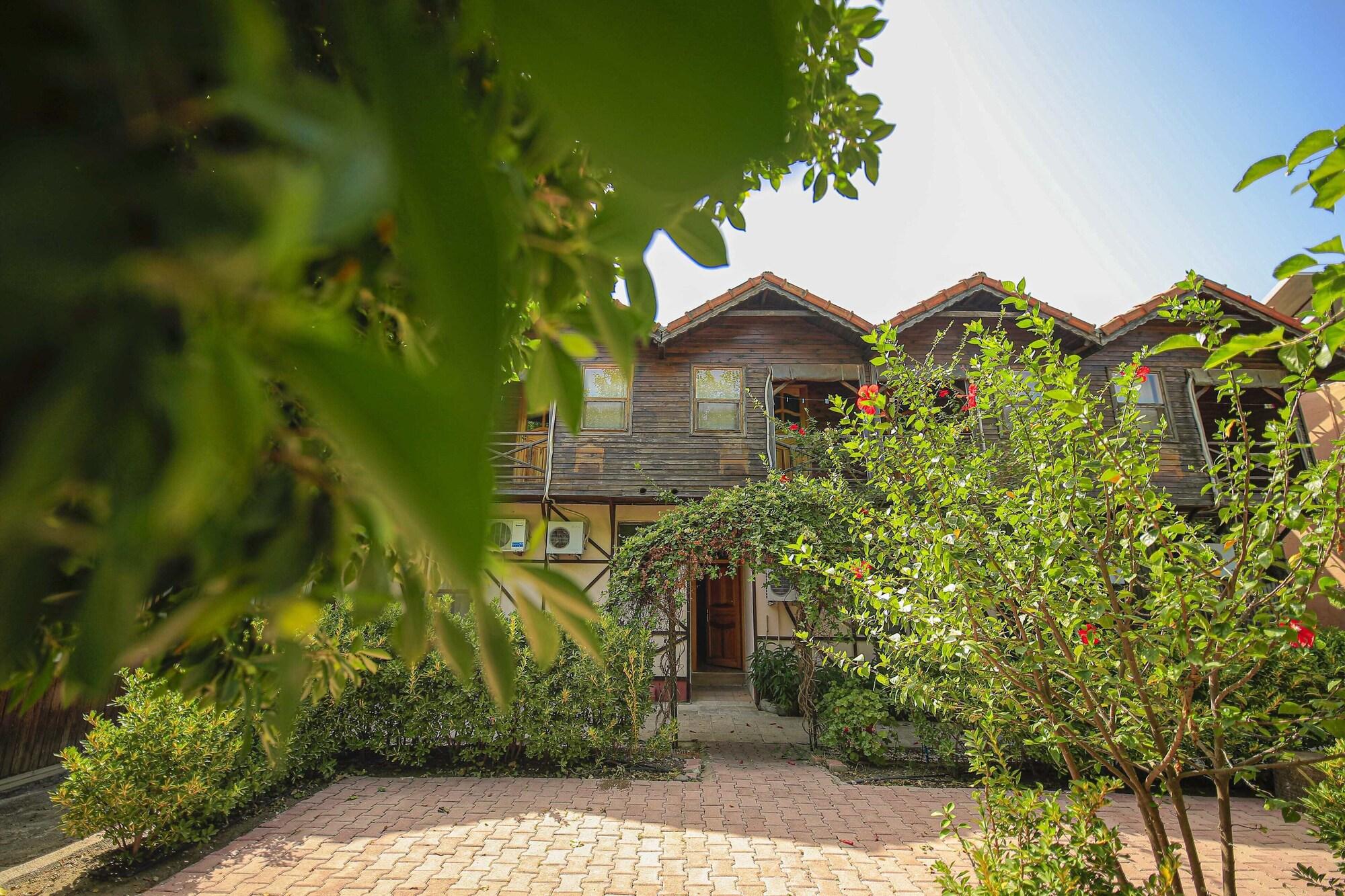 Vista Exterior YAVUZ MOTEL ADRASAN