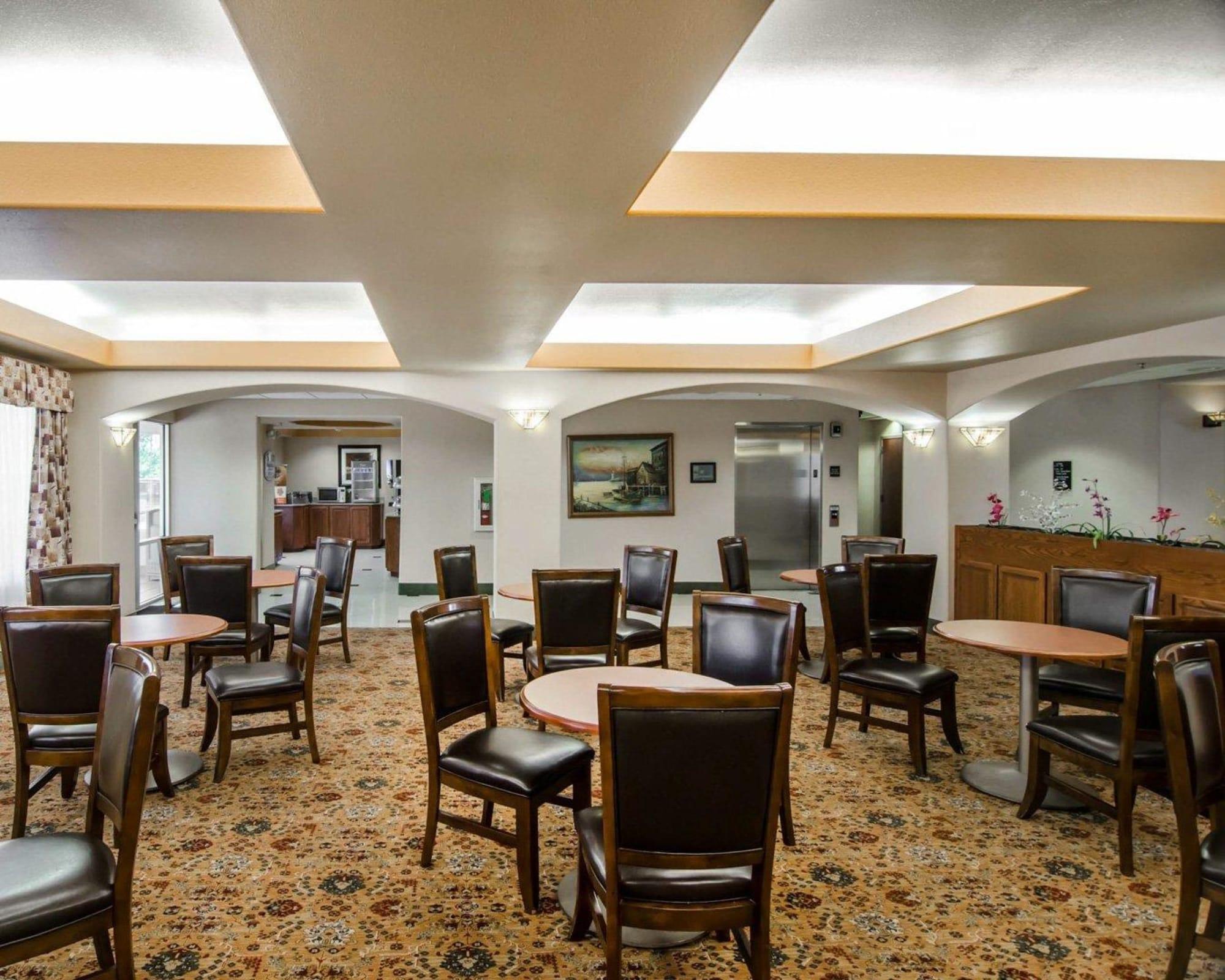 Restaurant Sleep Inn & Suites Springdale West