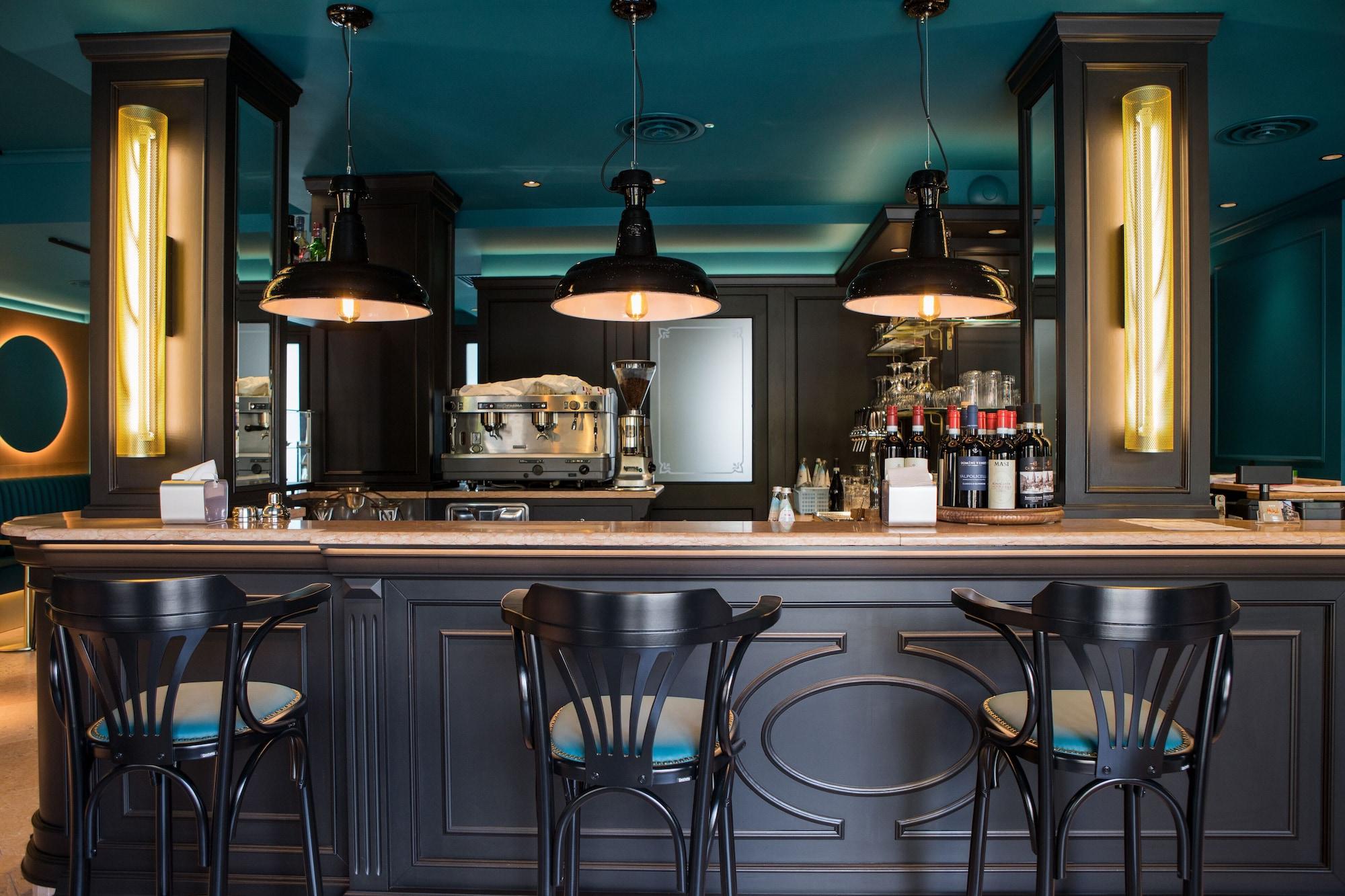 Bar/Salón Hotel Miro