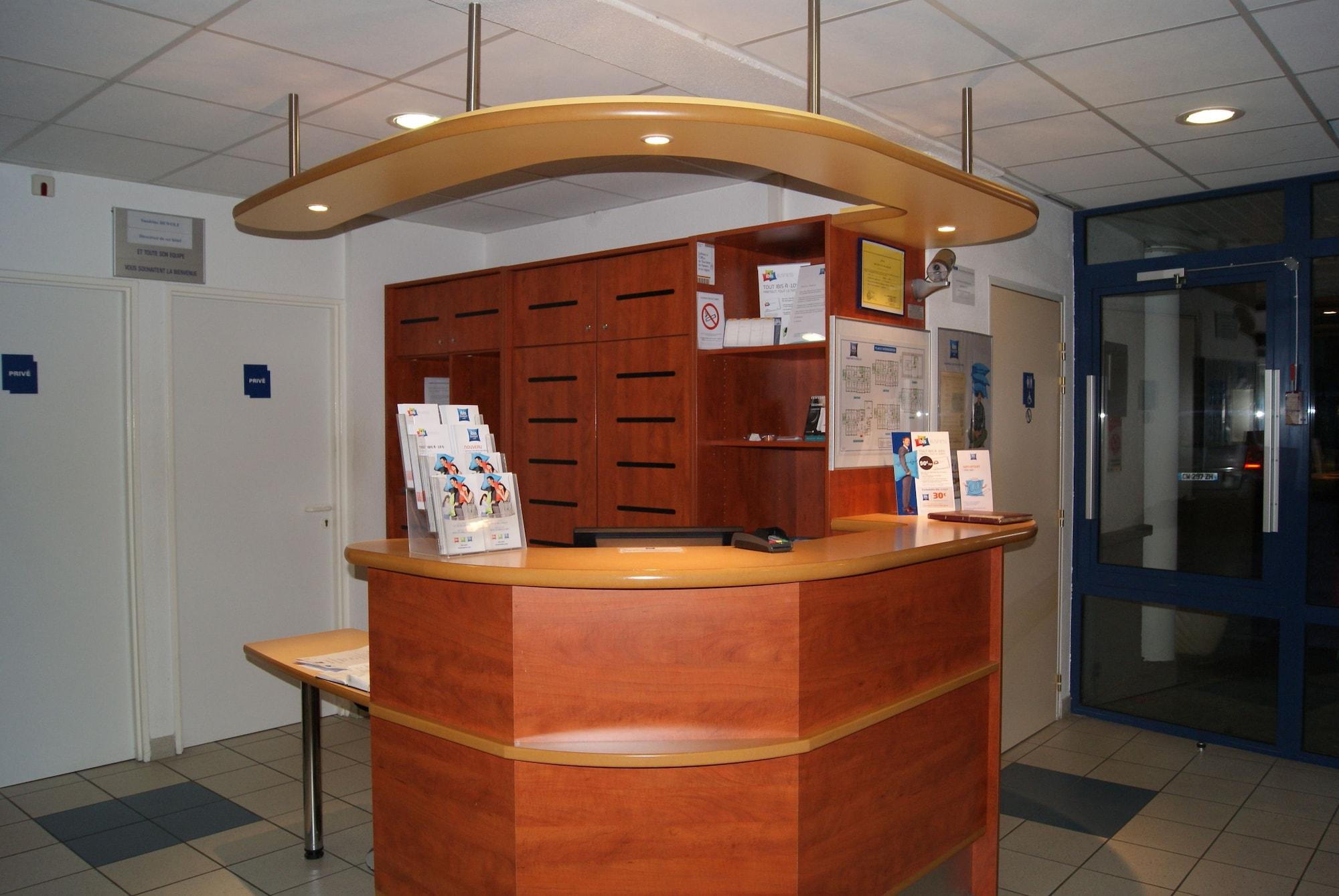 Vista Lobby ibis budget Nevers Varennes Vauzelles