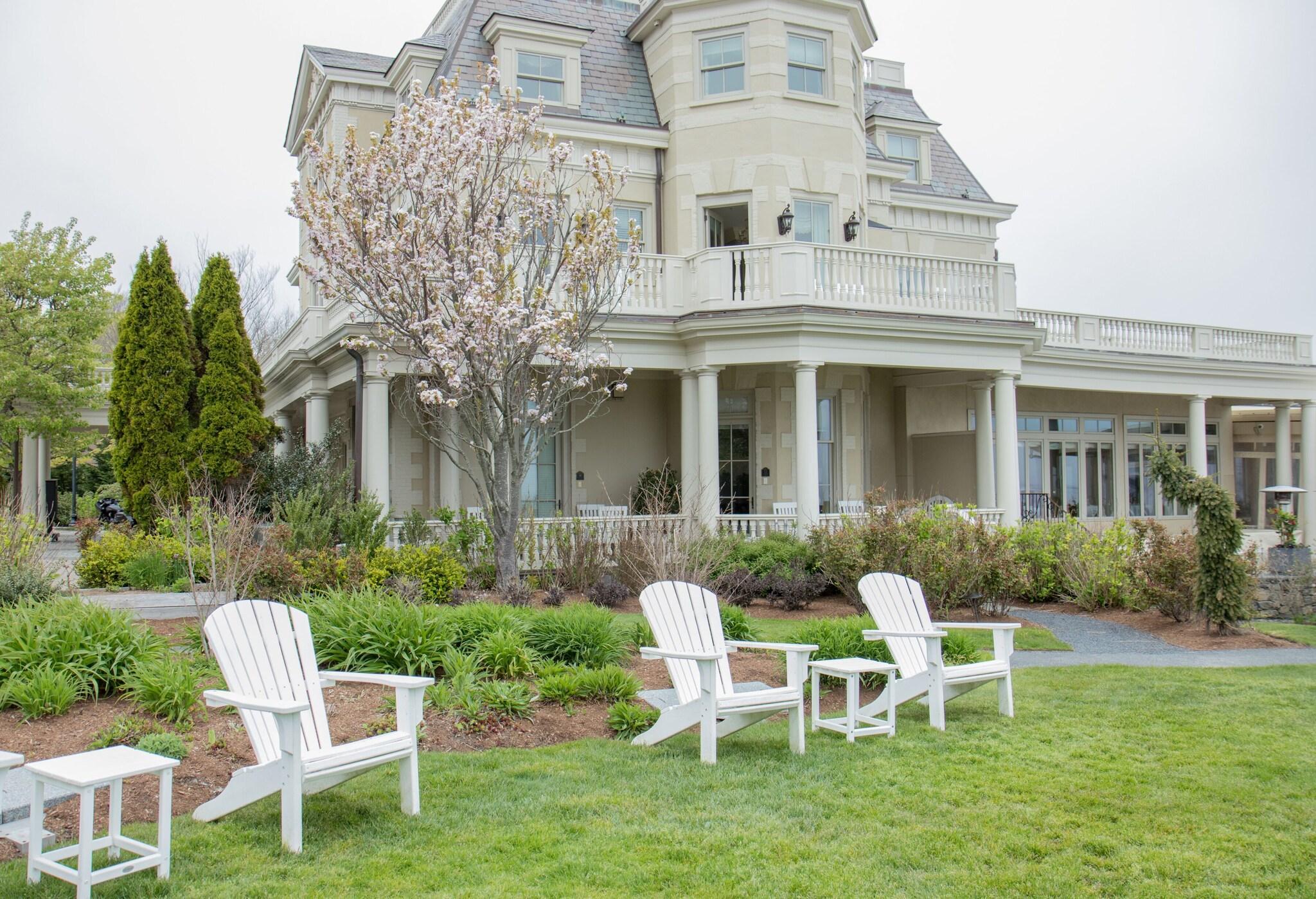 Vista Exterior The Chanler at Cliff Walk