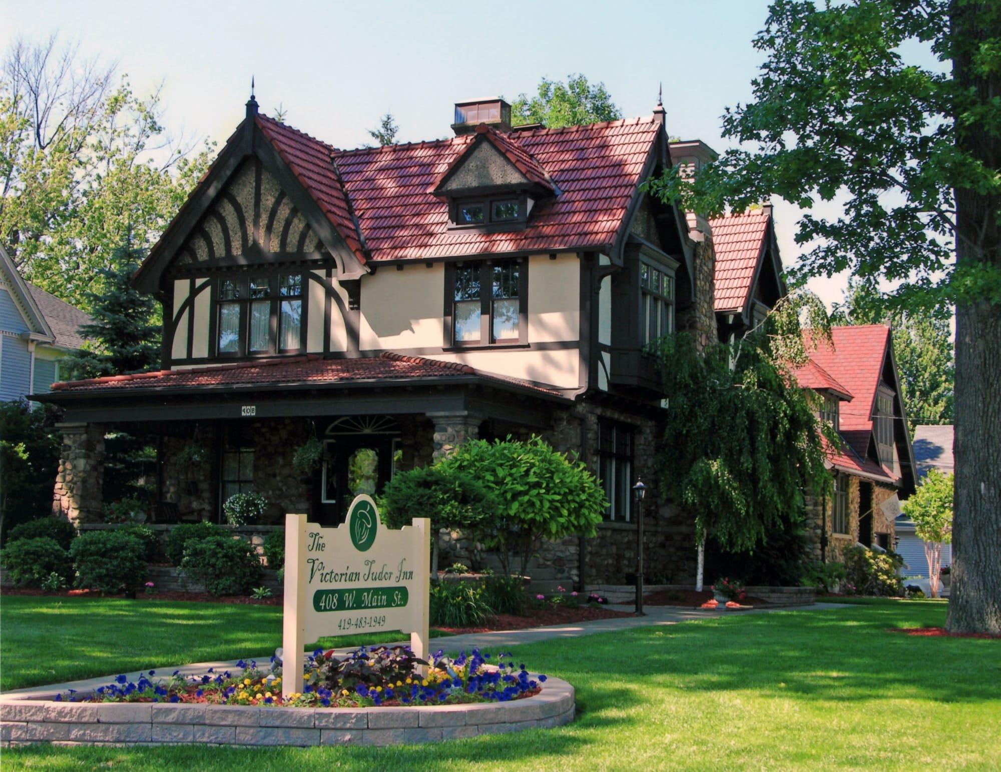 Varios The Victorian Tudor Inn