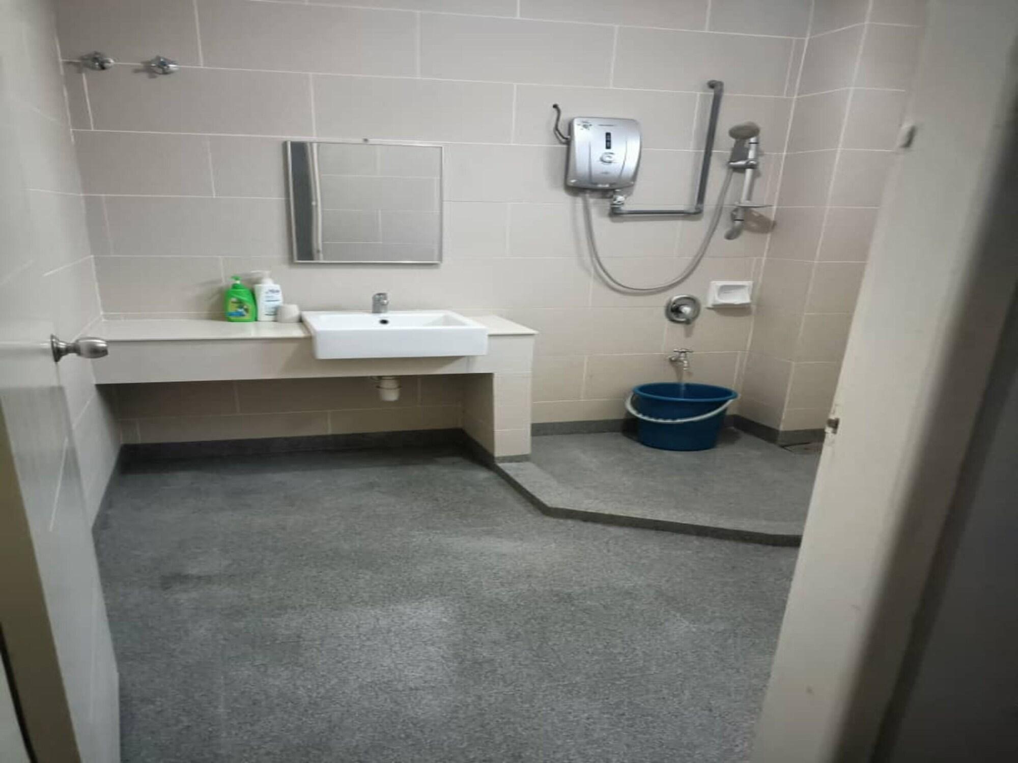 Equipamiento de Habitación OYO 90965 Lakut Valley Homestay