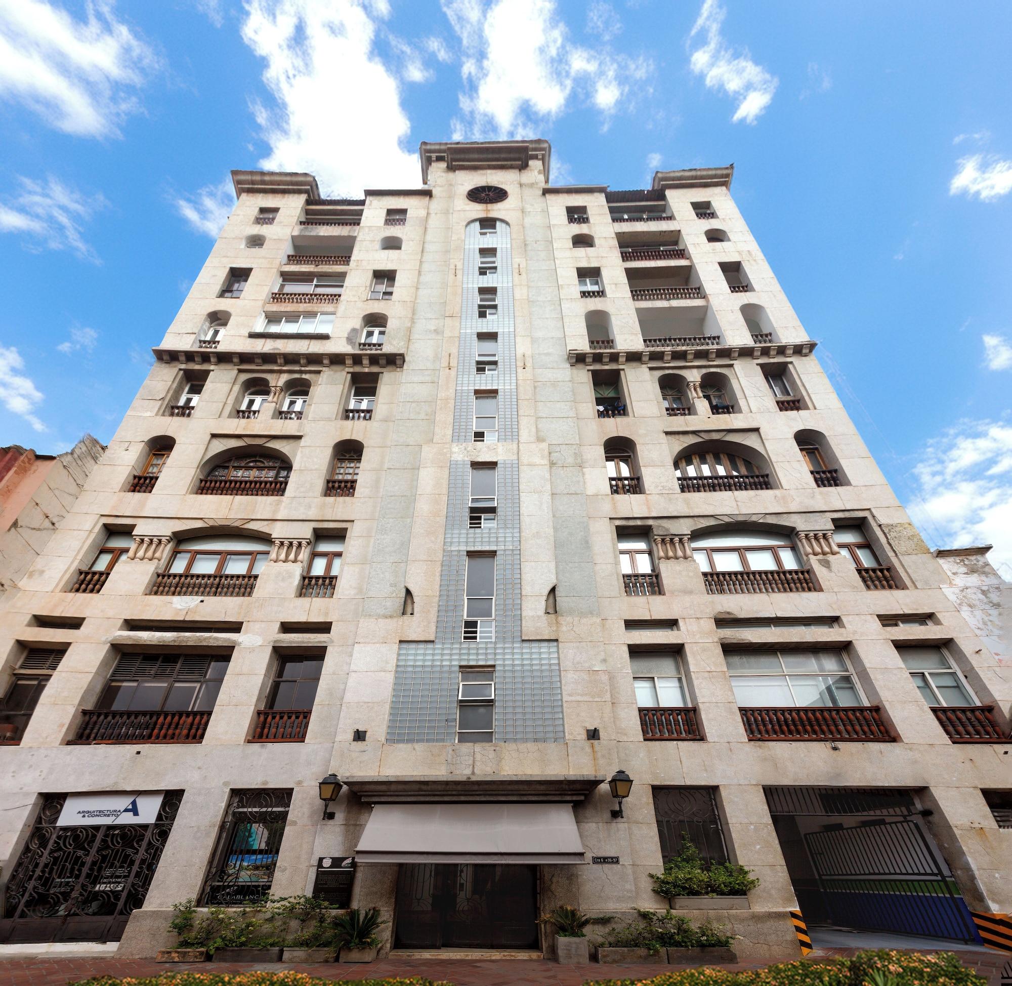 Vista Exterior Ganem Suites Cartagena
