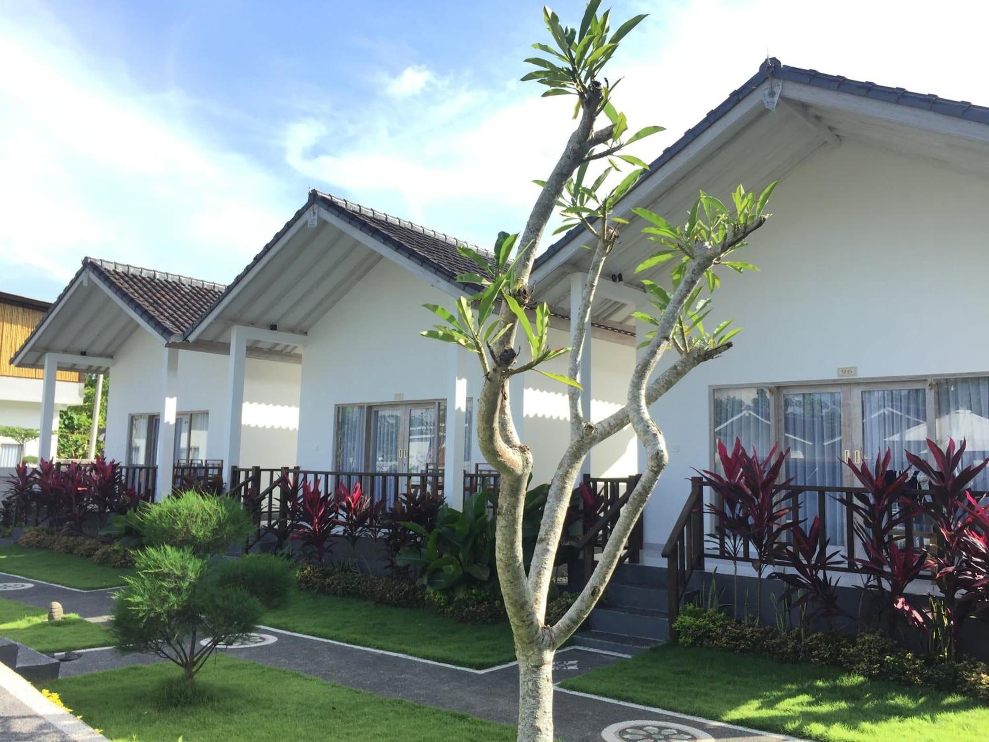 Vista Exterior Jepun Sari Uluwatu