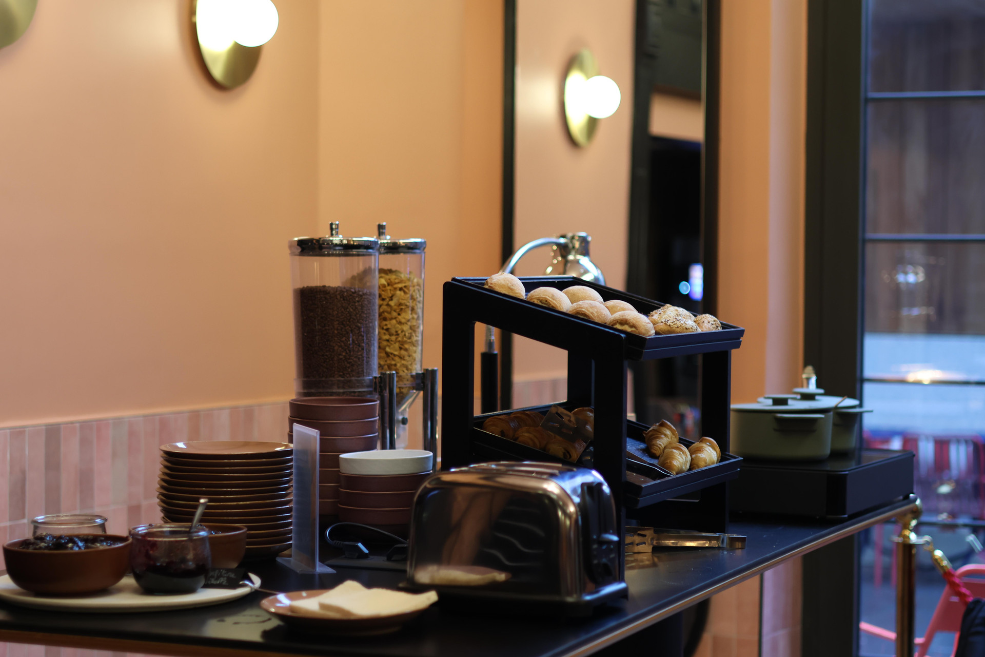 Bar/Salón ClapClap Hôtel