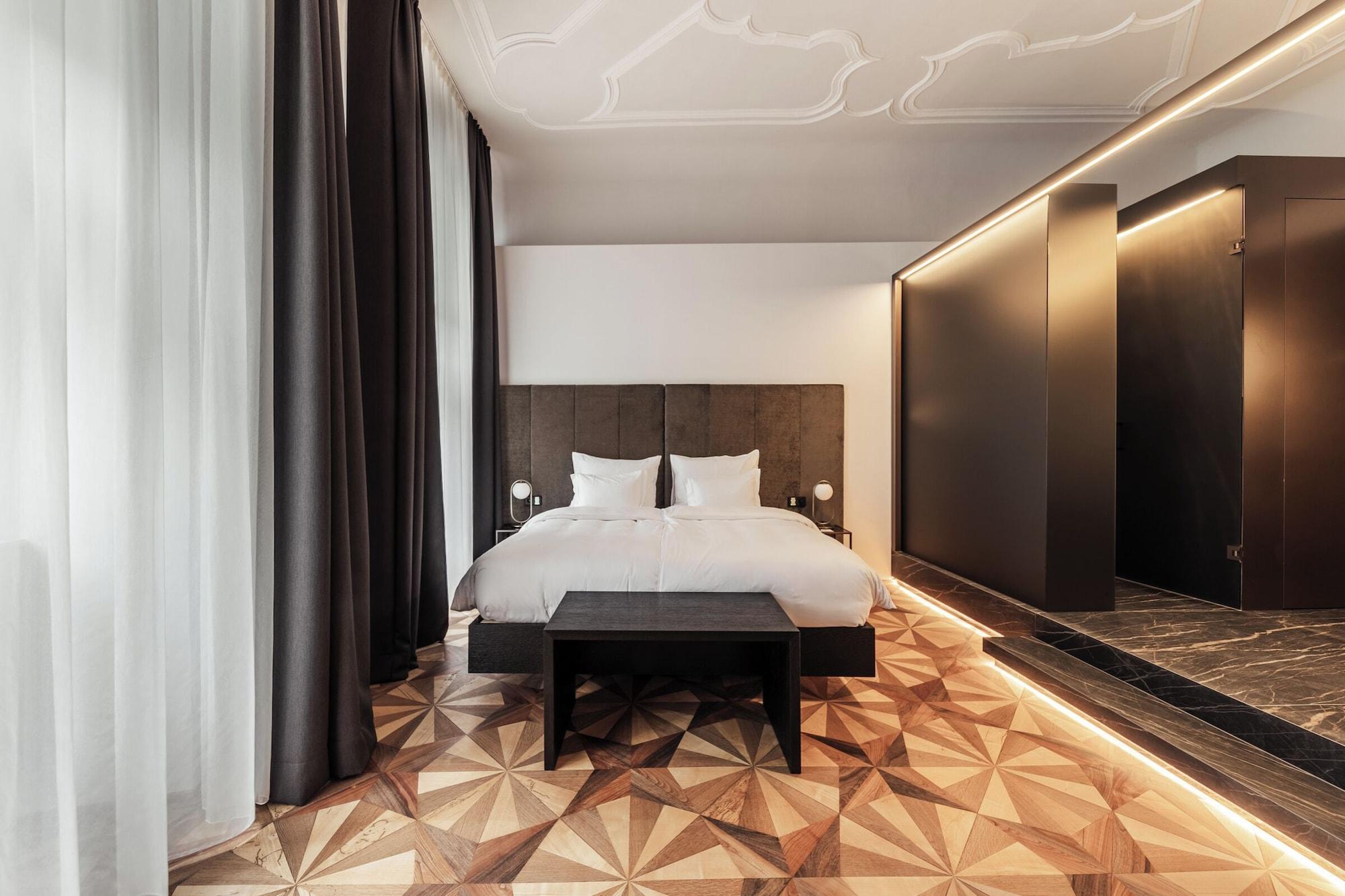 Varios META SUITES historic city living