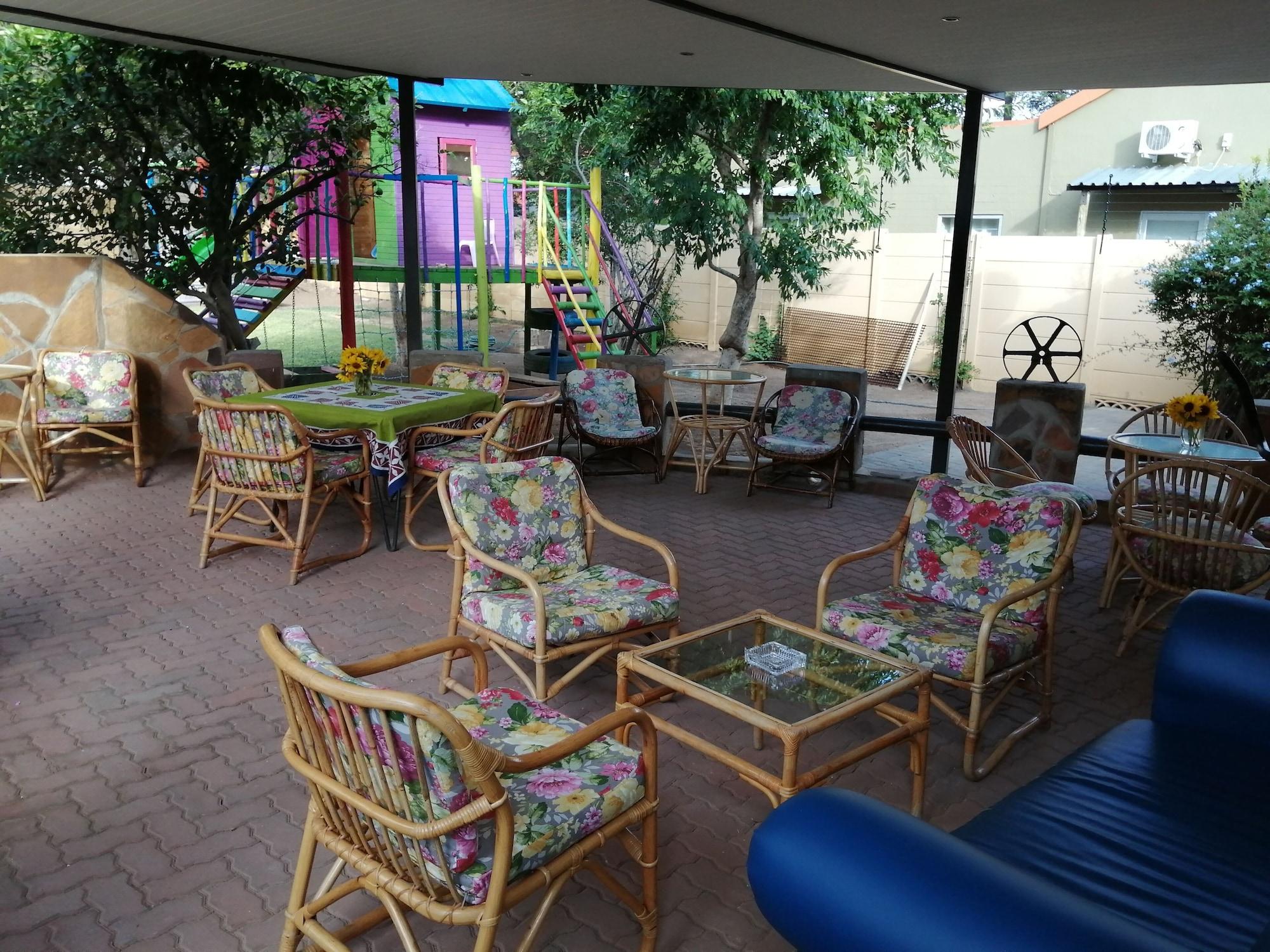 Instalaciones Recreativas Capbon Guesthouse