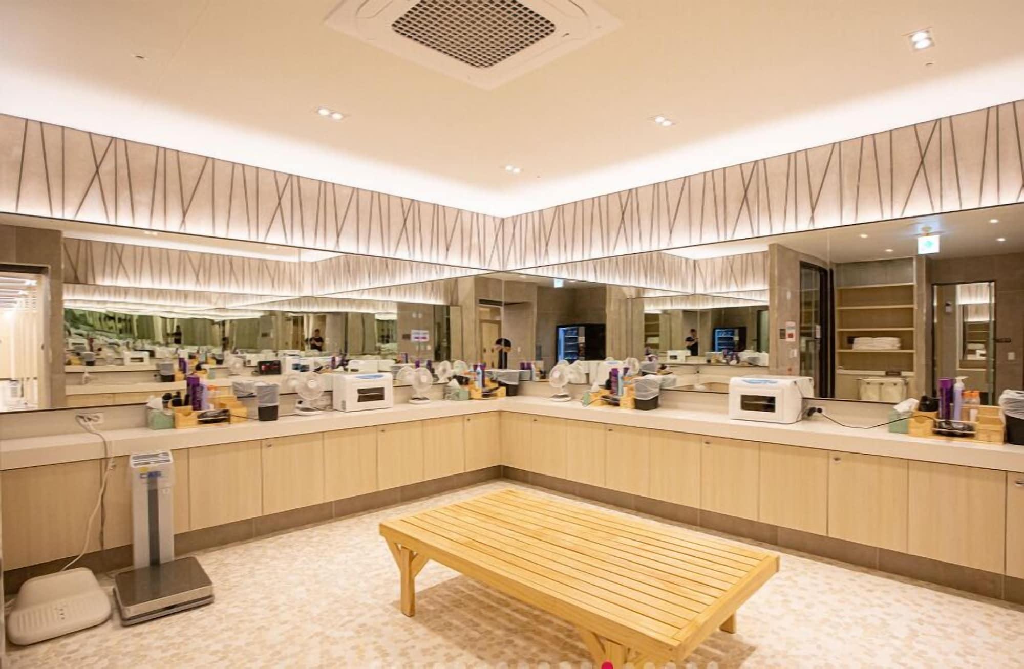 Spa Ramada Plaza by Wyndham Jaeun